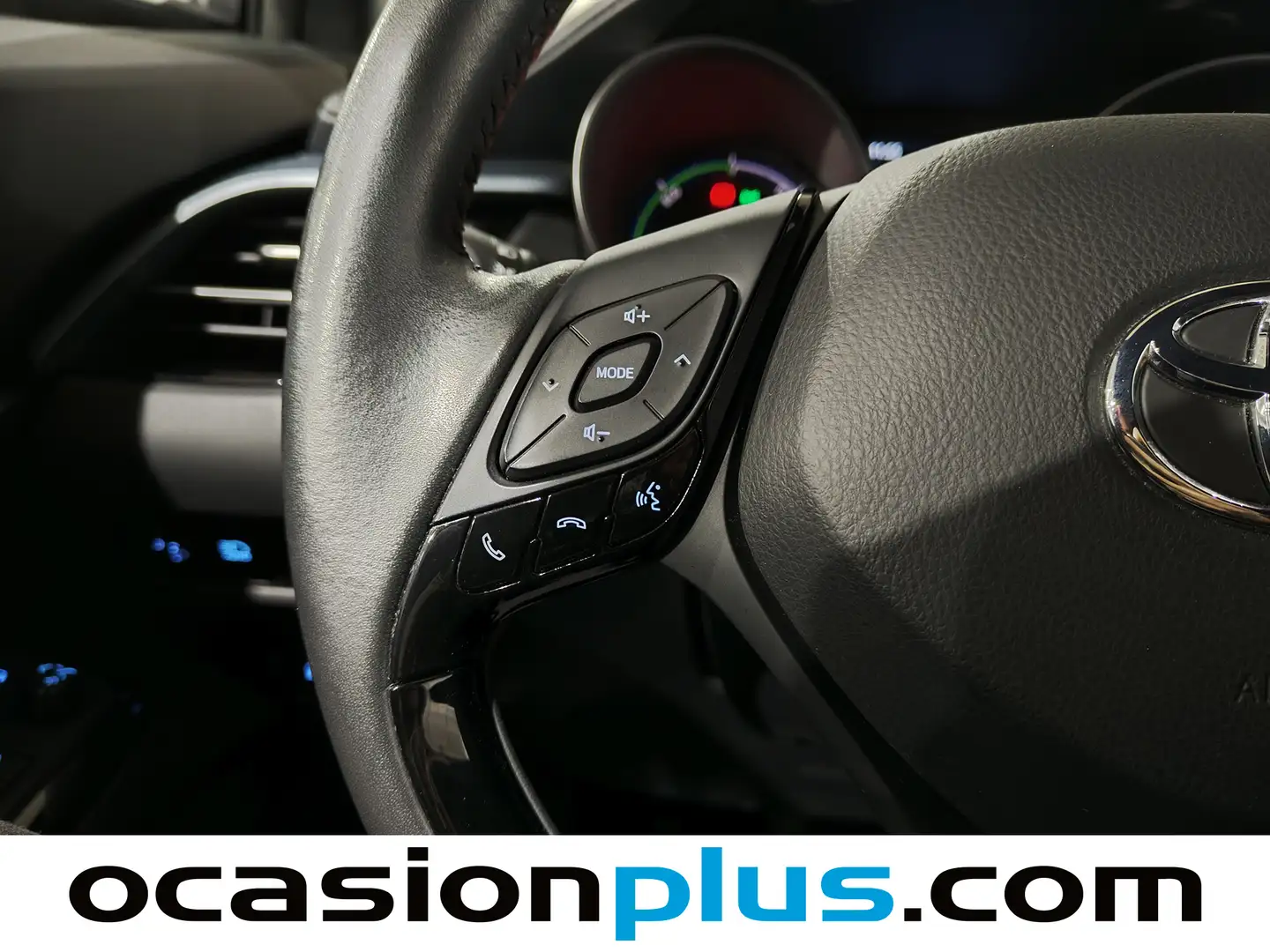 Foto Toyota C-HR Toyota C-HR 1.8 125H Advance (122 CV)