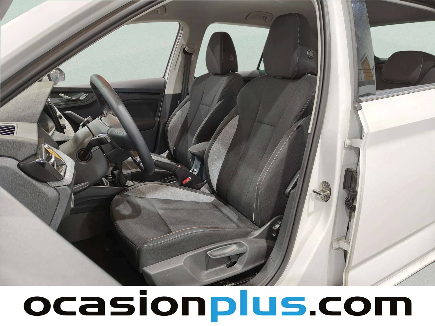 Foto asientos delanteros Skoda Kamiq Skoda Kamiq 1.0 TSI Selection (115 CV)