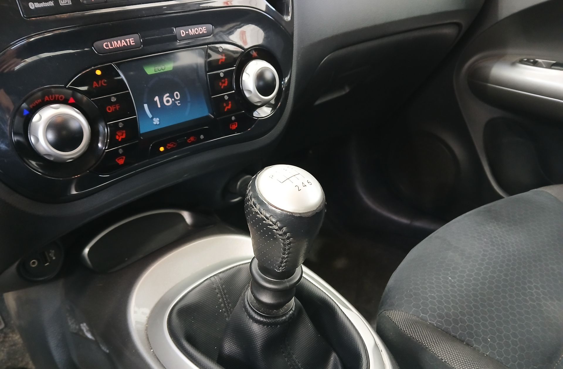 Nissan Juke 1.5 dCi Tekna Premium 4x2 - foto 5