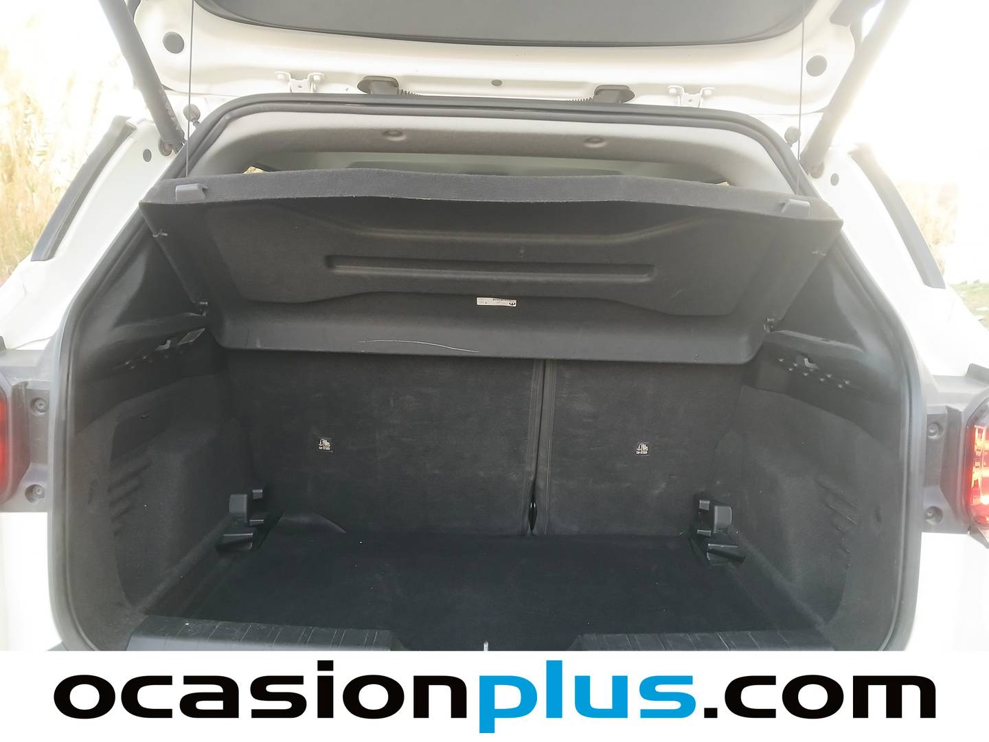 Foto Jeep Avenger Jeep Avenger 1.2 G Summit (100 CV)