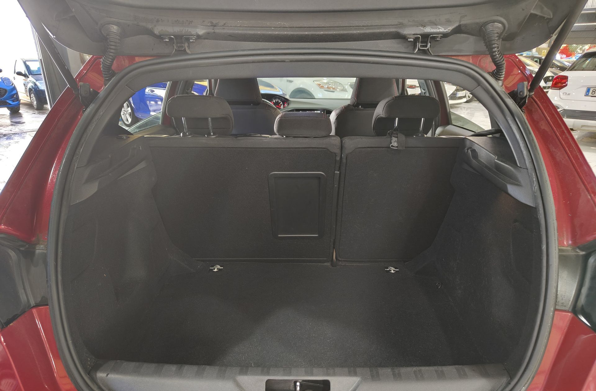 Peugeot 308 PureTech 130 GT Line EAT6 - foto 17