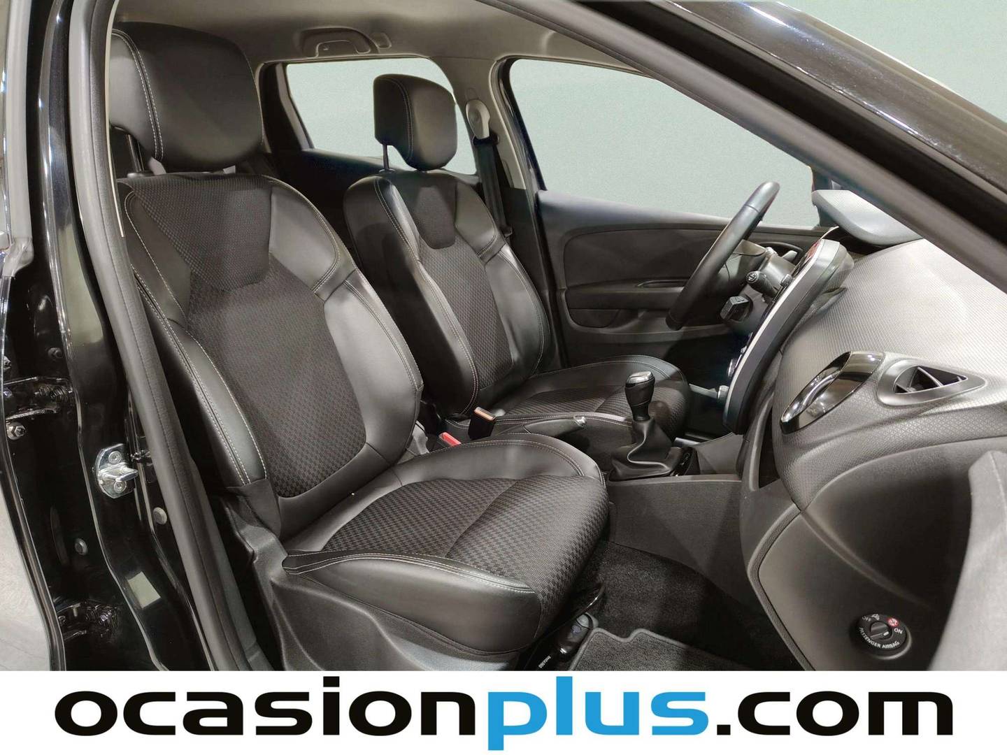 Foto Renault Clio Renault Clio Sport Tourer Zen TCe (90 CV)