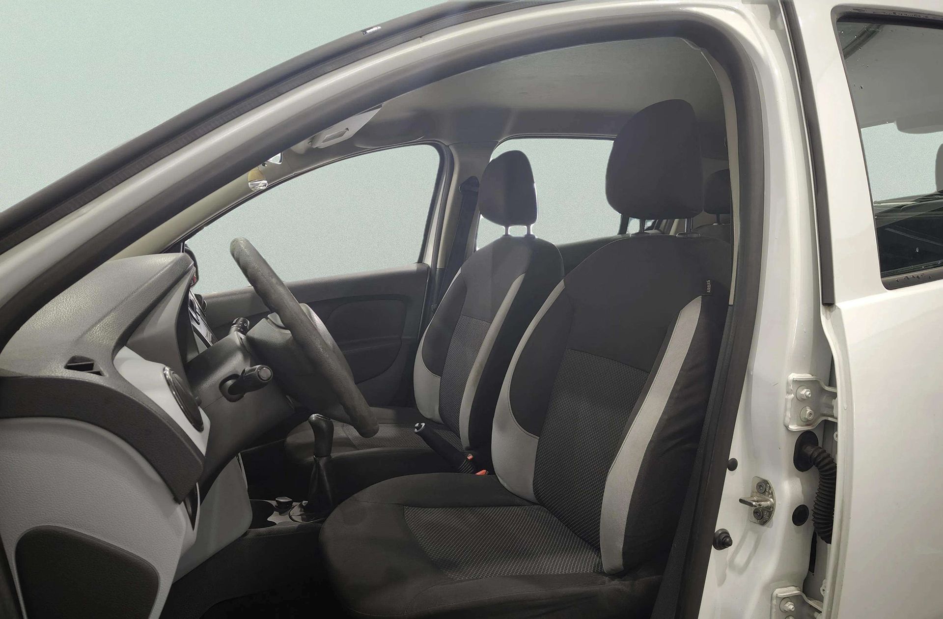 Dacia Sandero 1.2 Ambiance - foto 7