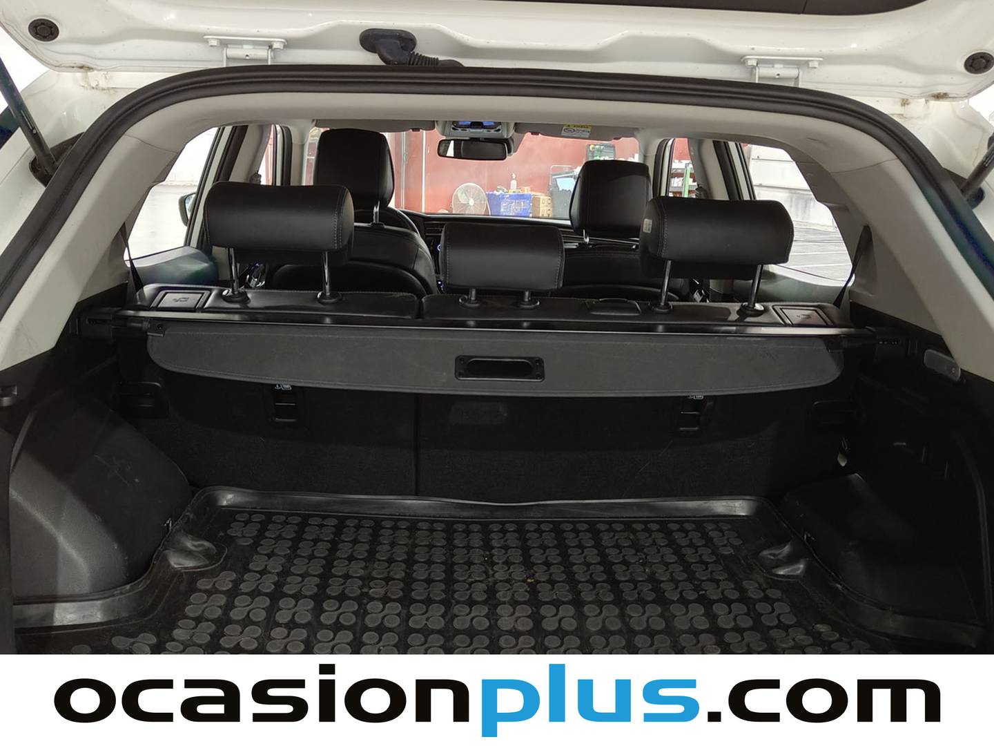 Fotos maletero SsangYong Korando SsangYong Korando D16T Urban Plus Auto (136 CV)