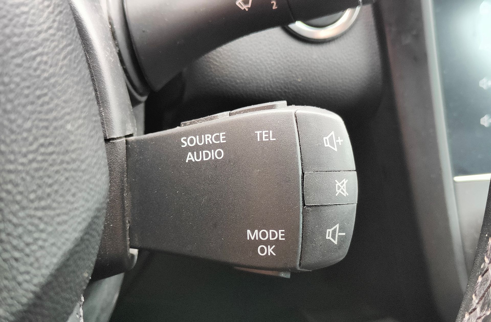 Renault Kadjar Black Edition TCe EDC GPF - foto 30