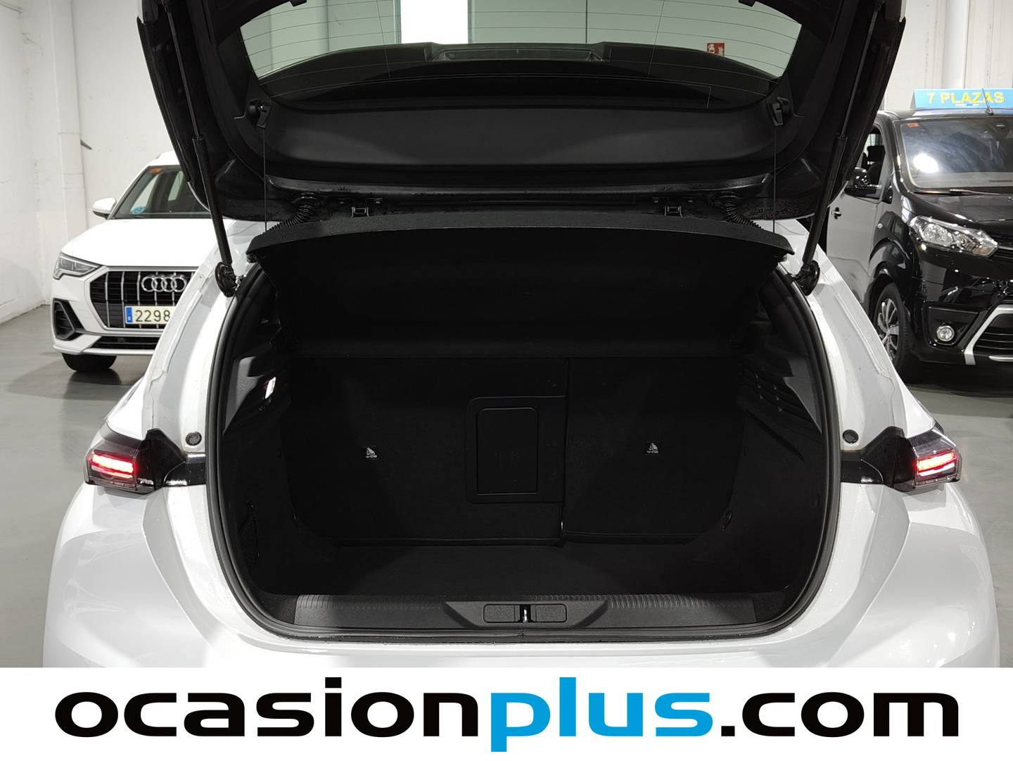 Foto Peugeot 308 Peugeot 308 BlueHDi 130 S&S Allure EAT8 (130 CV)