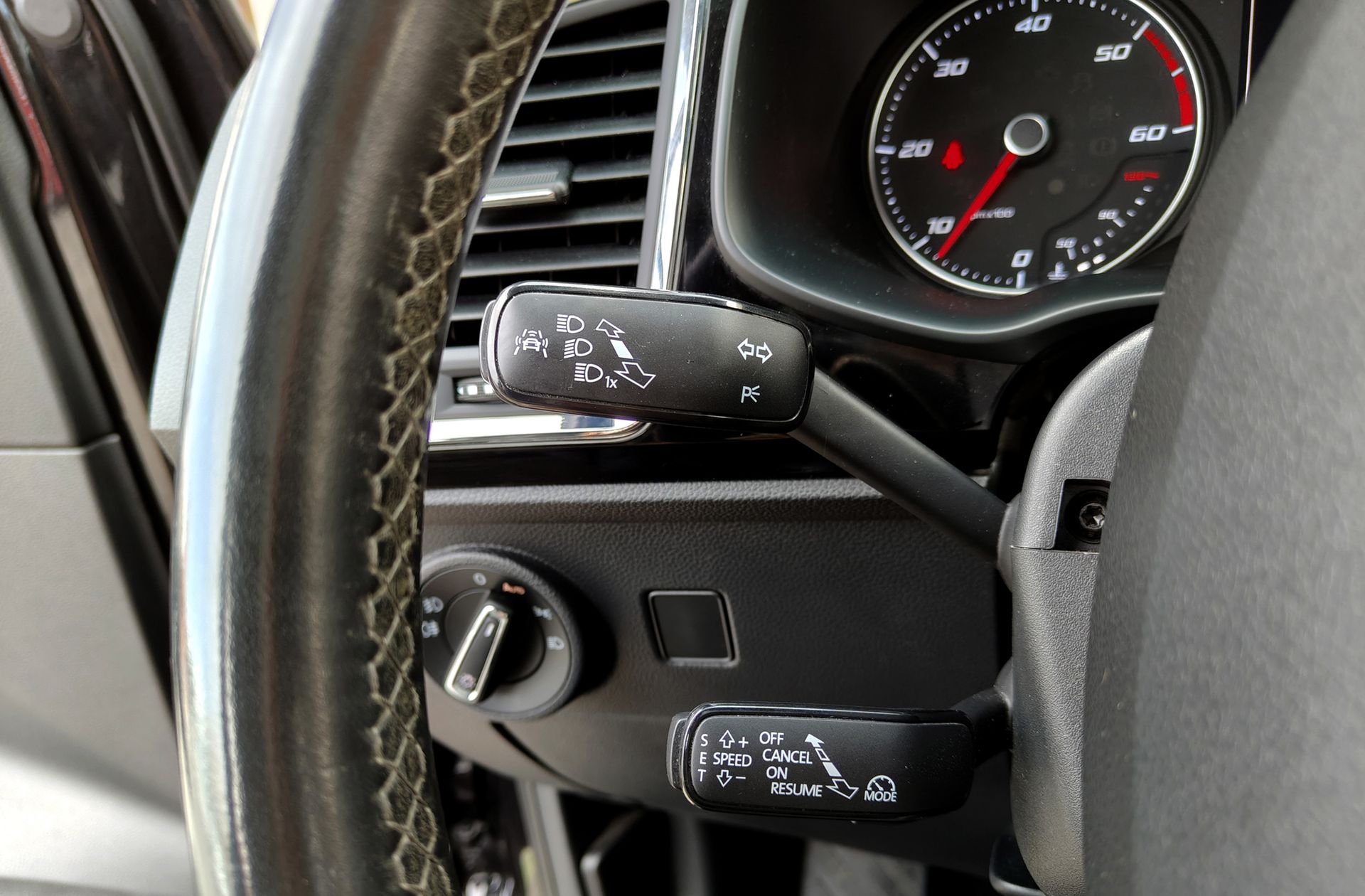 SEAT Ateca 2.0 TDI Xcellence 4Drive - foto 27