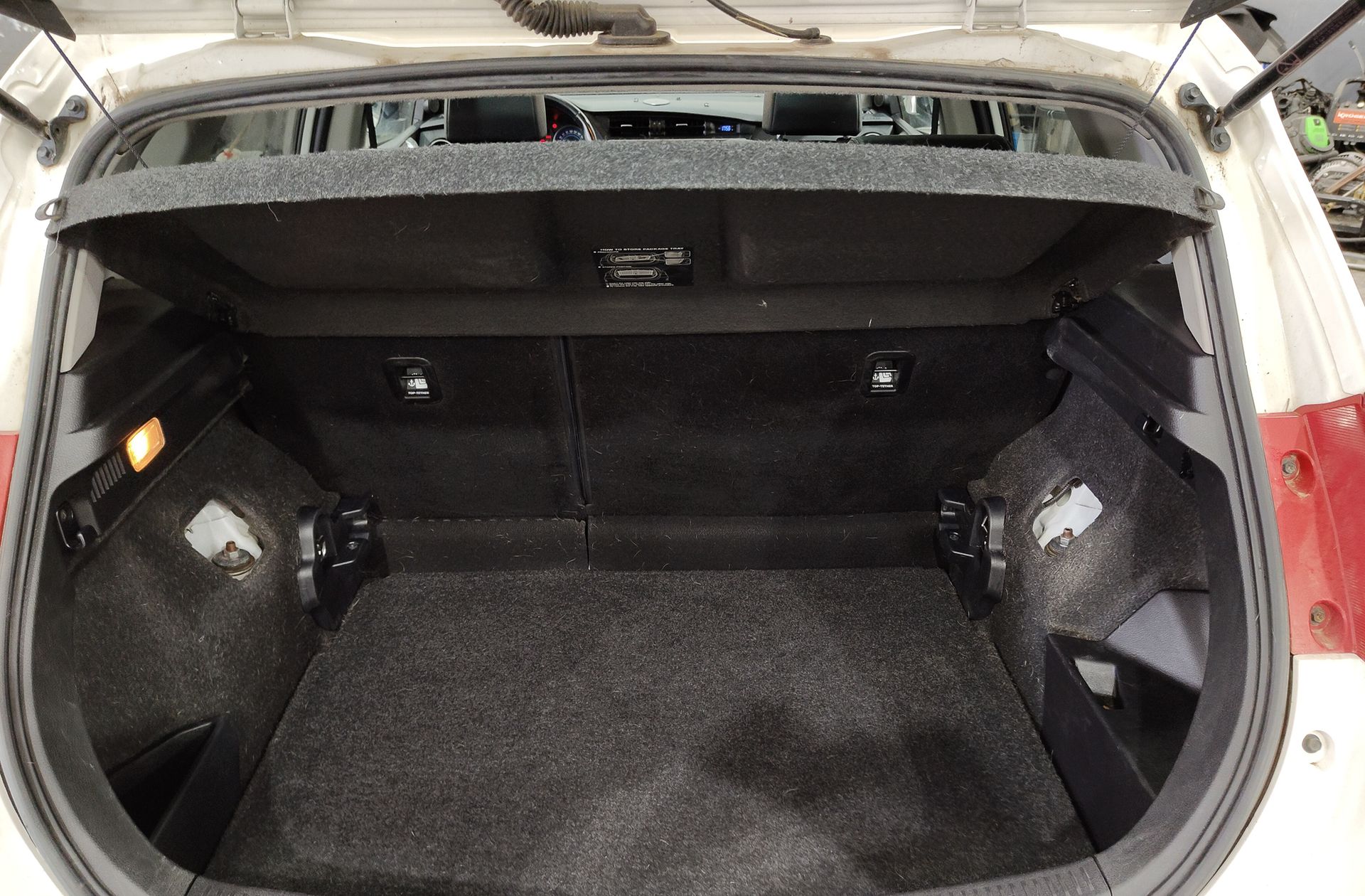 Toyota Auris Hybrid Advance - foto 16
