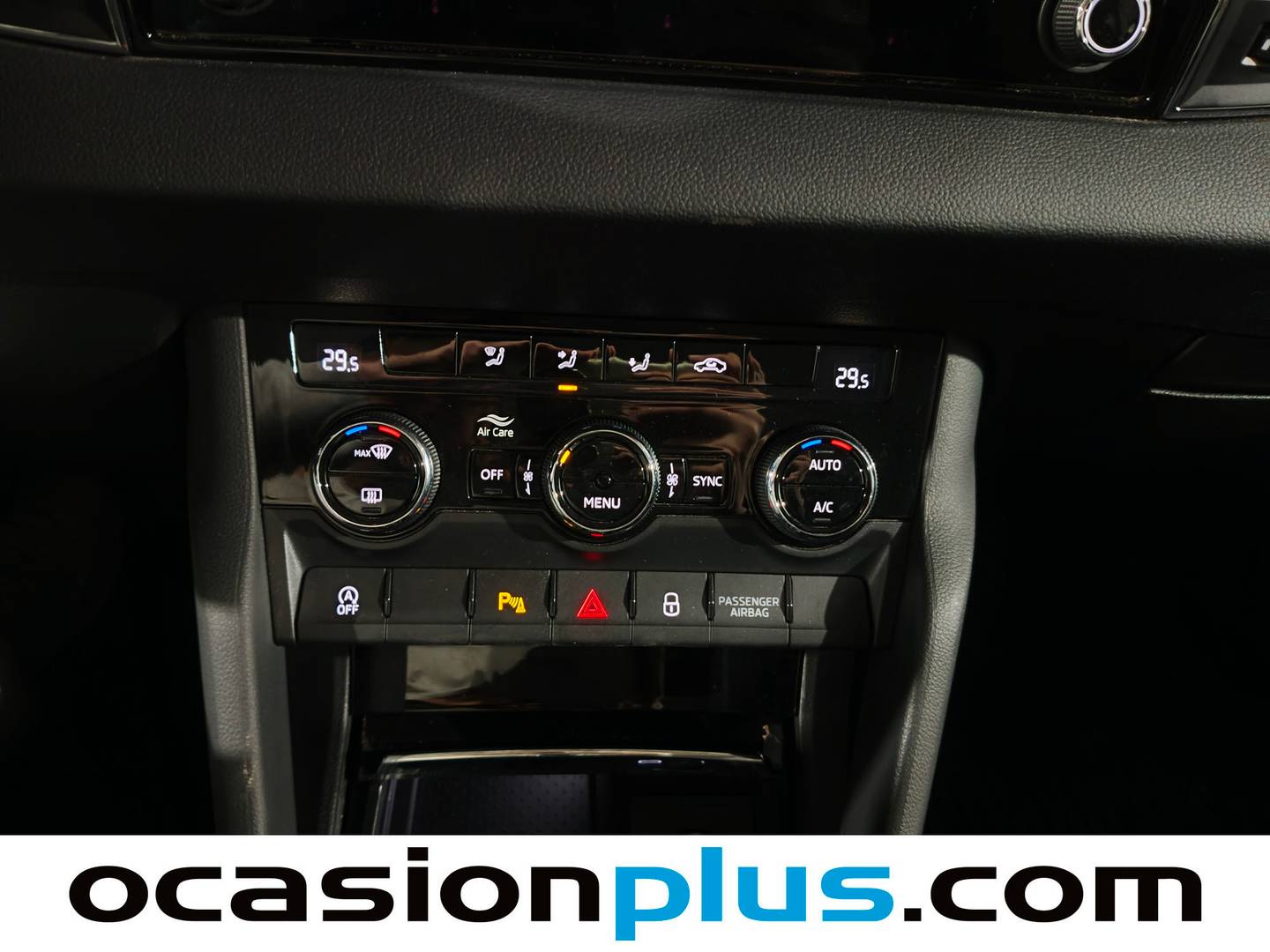 Foto Skoda Karoq Skoda Karoq 1.5 TSI ACT Ambition (150 CV)