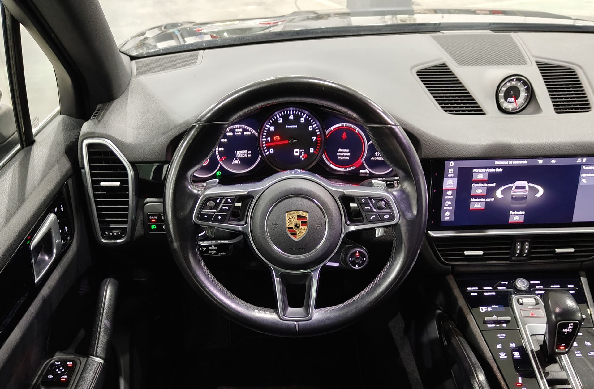 Porsche Cayenne - foto 27
