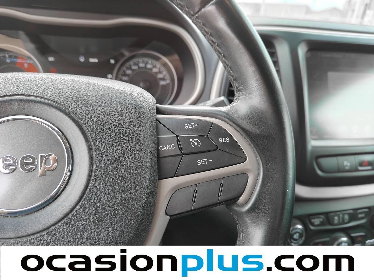 Foto Jeep Cherokee Jeep Cherokee 2.2D Night Eagle 4x4 ADI Aut. (200 CV)