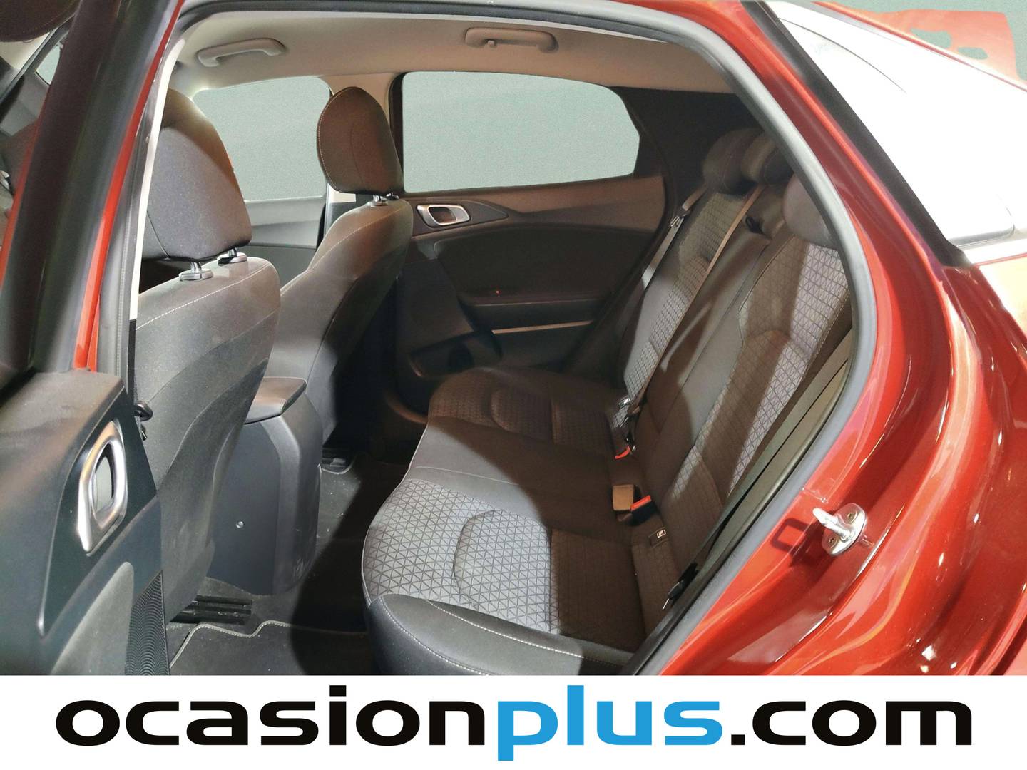Foto asientos traseros KIA XCeed KIA XCeed 1.4 T-GDi Drive (140 CV)