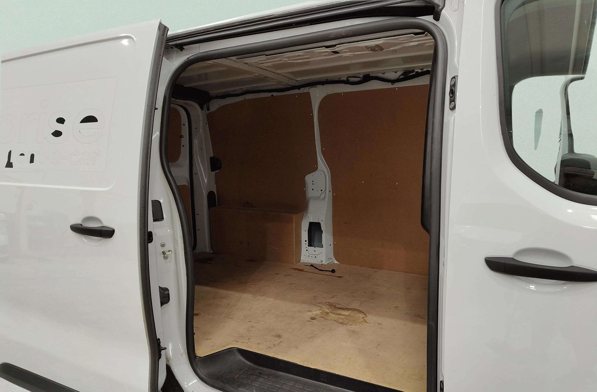 Opel Vivaro Furgon BlueHDi 120 - foto 17
