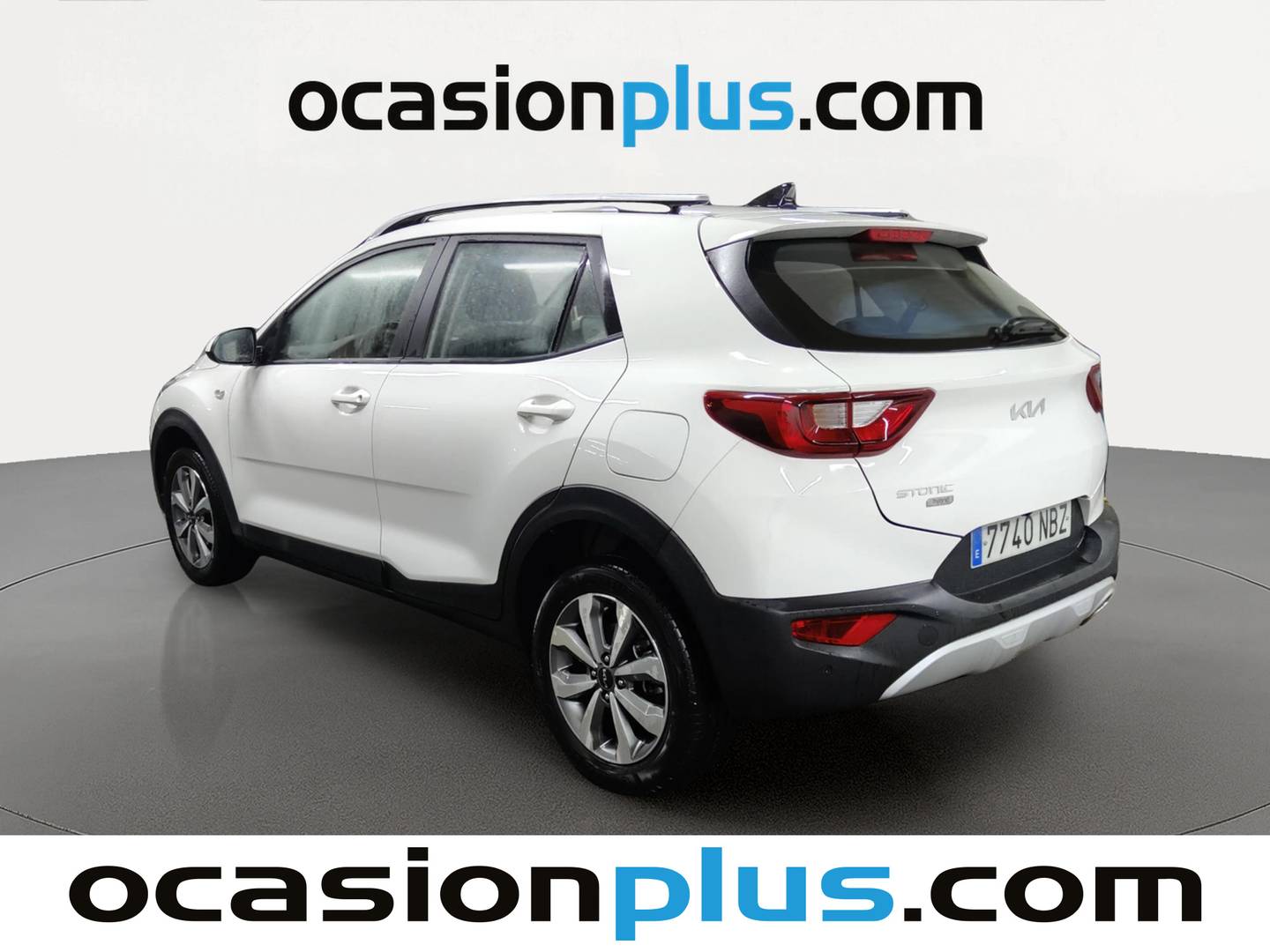 Foto trasera KIA Stonic KIA Stonic 1.0 T-GDi MHEV MT Concept (100 CV) izquierda