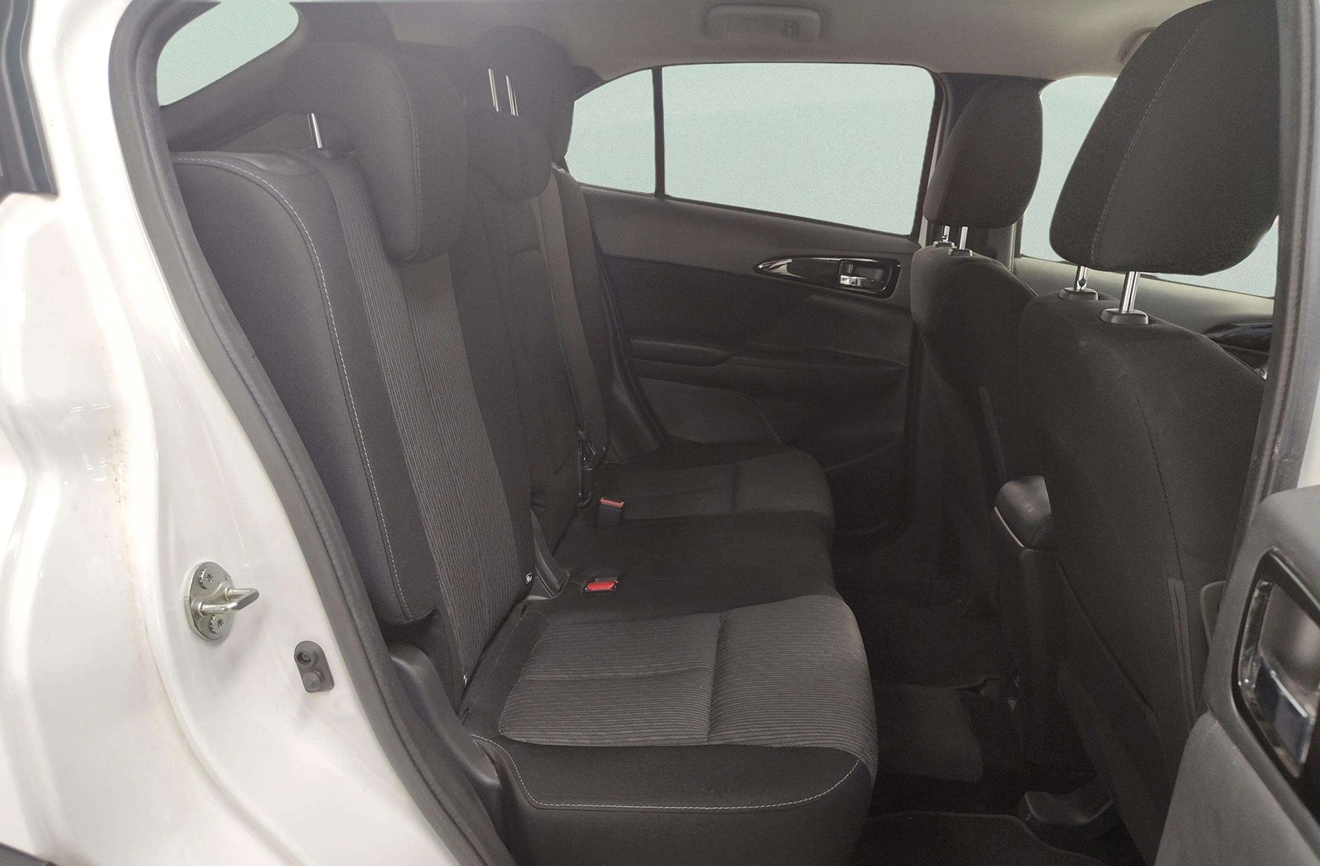Mitsubishi Eclipse Cross 2.4 PHEV Motion 4WD - foto 17