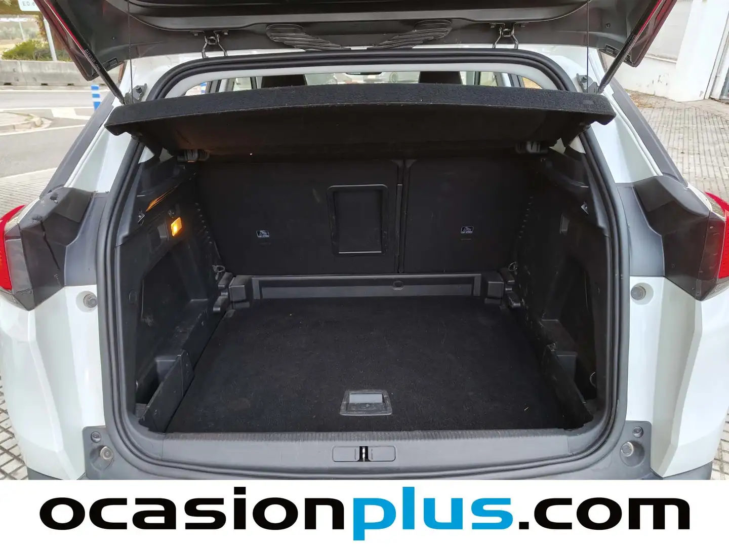 Foto Peugeot 3008 Peugeot 3008 BlueHDI 130 S&S Allure (130 CV)