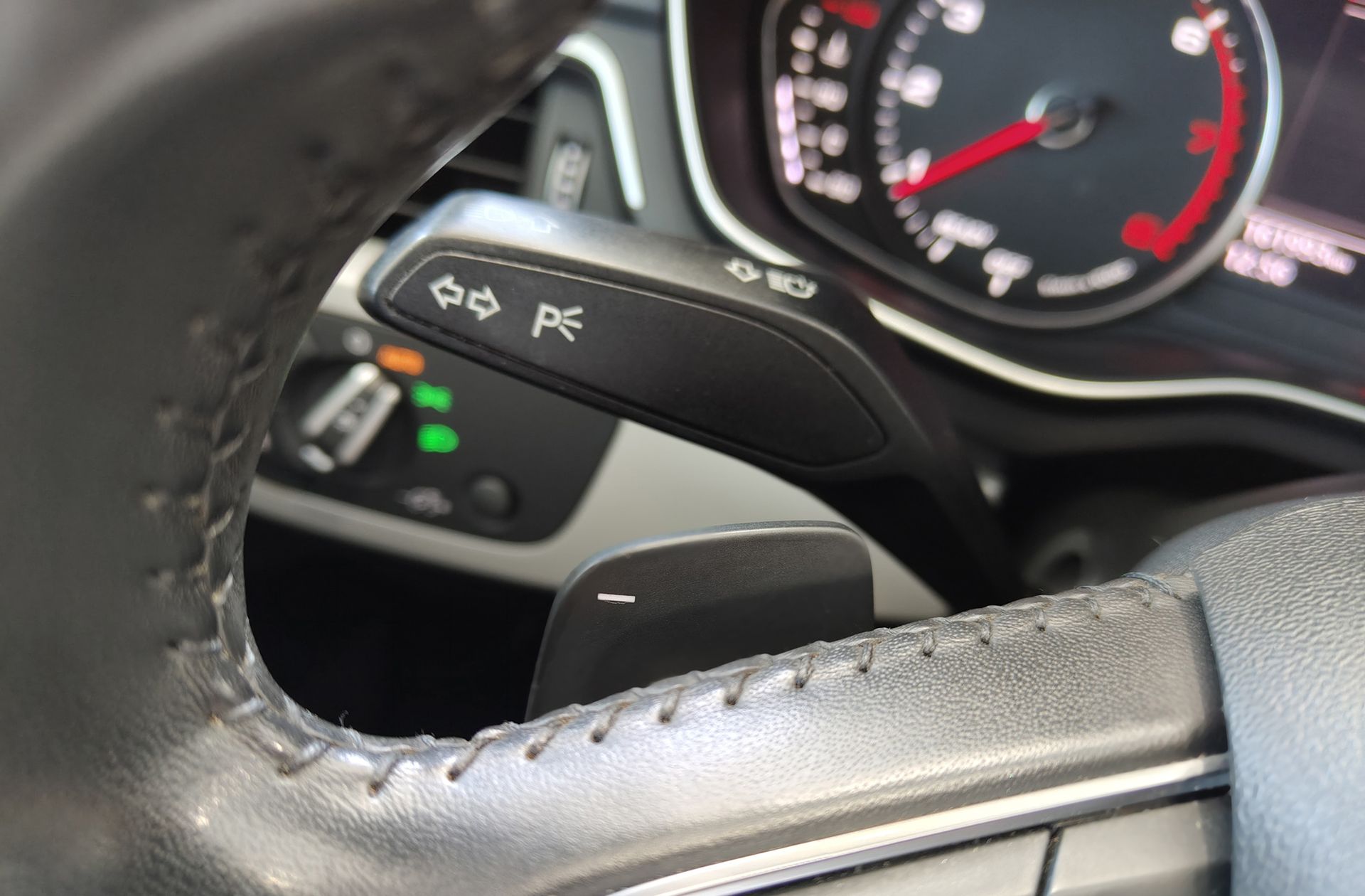 Audi A4 Advanced 35 TFSI S tronic - foto 28