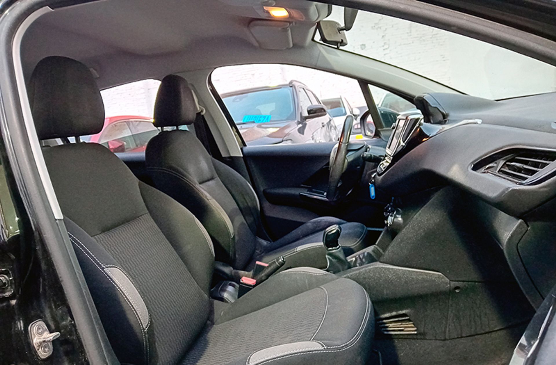 Peugeot 208 Active 1.2L PureTech - foto 15