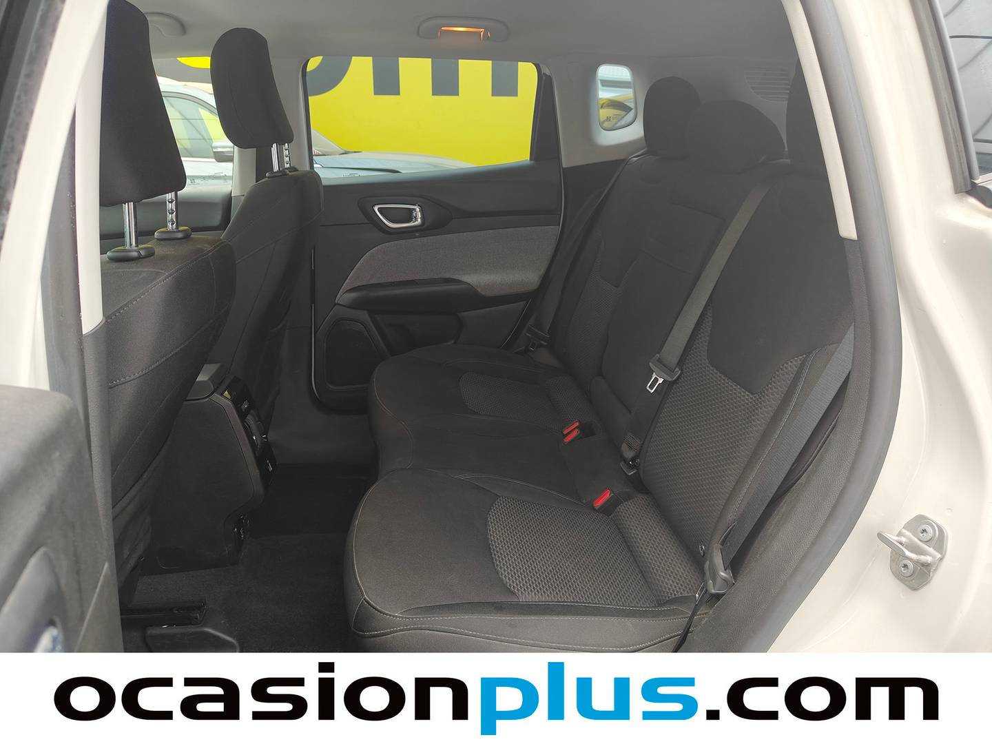 Foto asientos traseros Jeep Compass Jeep Compass 1.3 Gse T4 Longitude FWD MT  (130 CV)