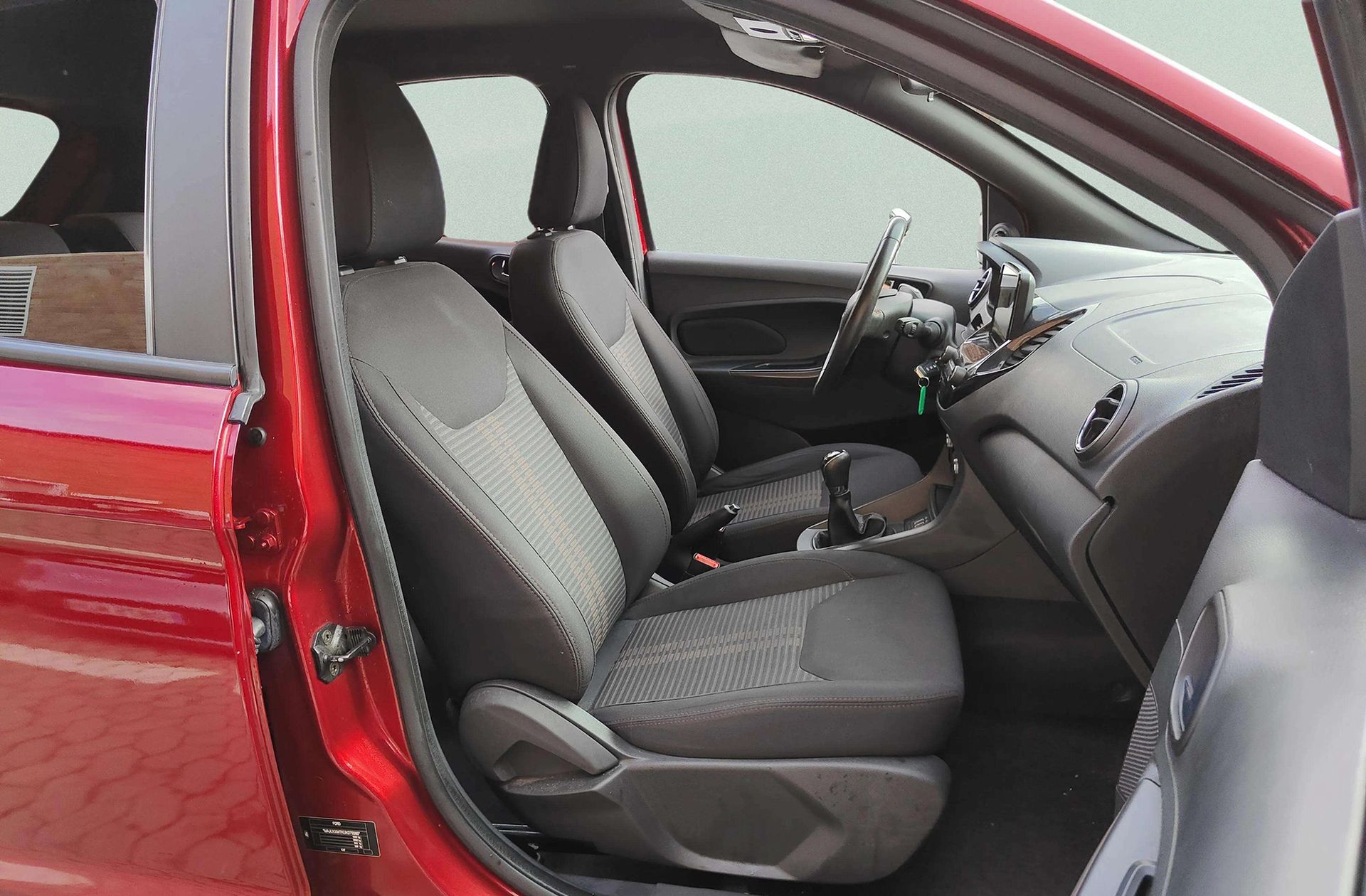 Ford Ka+ 1.2 Ti-VCT Ultimate - foto 15