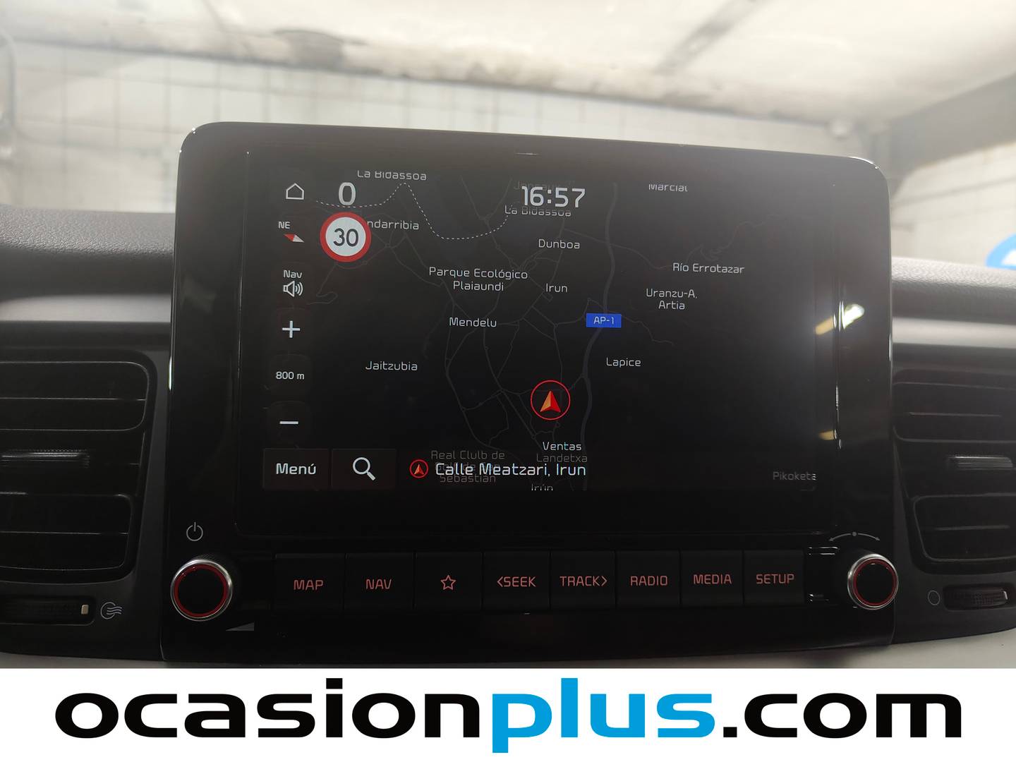 Extras y acabados del KIA Stonic KIA Stonic 1.0 T-GDi MHEV MT Concept (100 CV)
