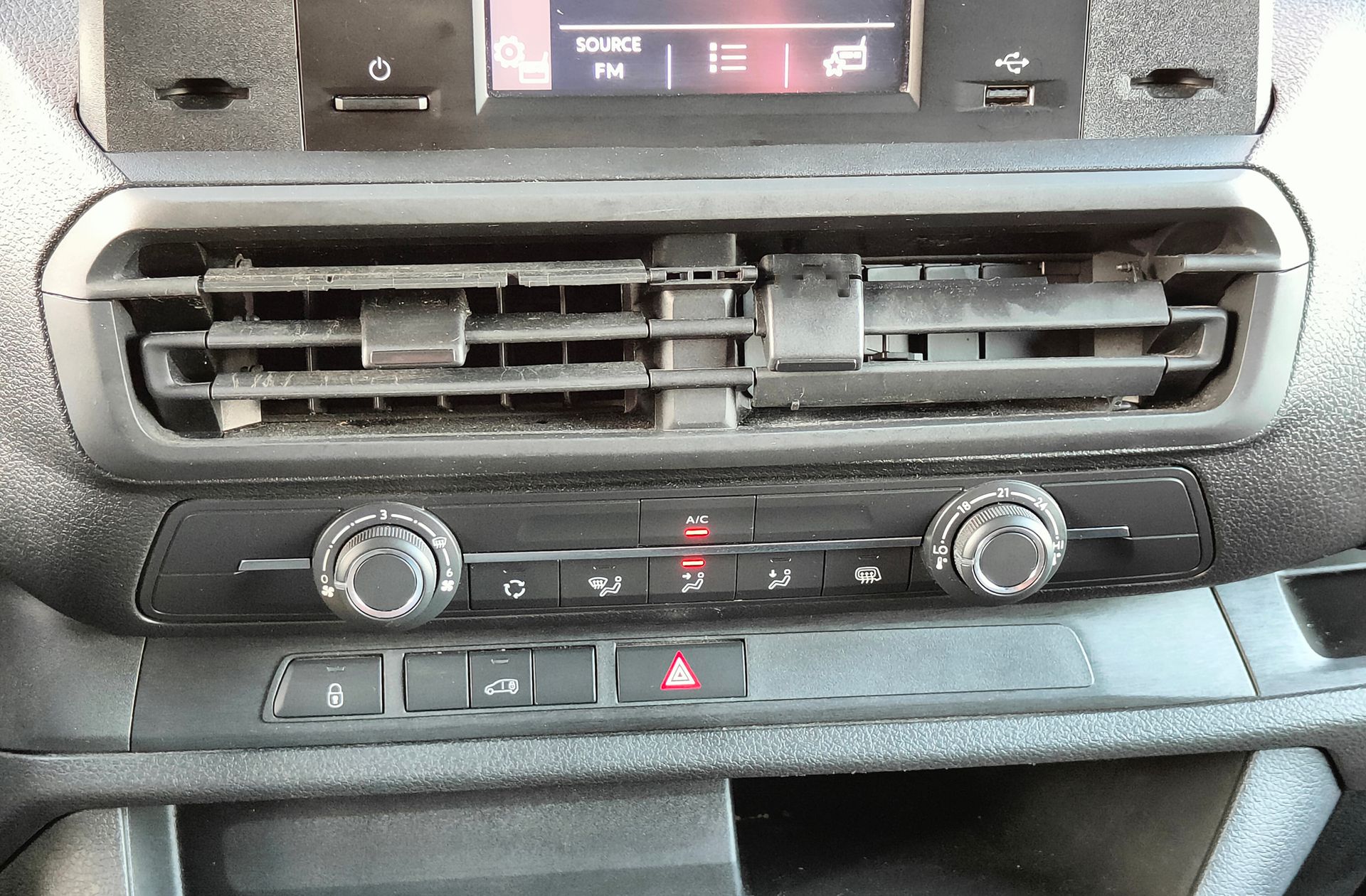 Fiat Scudo Furgon 1.5 BlueHDi L2 - foto 24