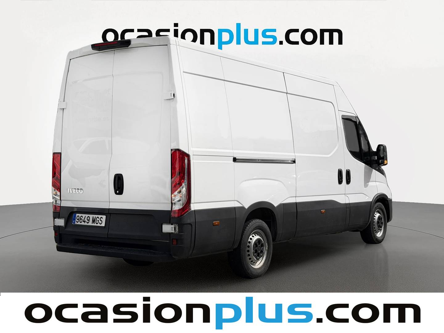 Foto trasera Iveco Daily Iveco Daily Furgon 35S 16 V 3520L/H2 (156 CV) izquierda
