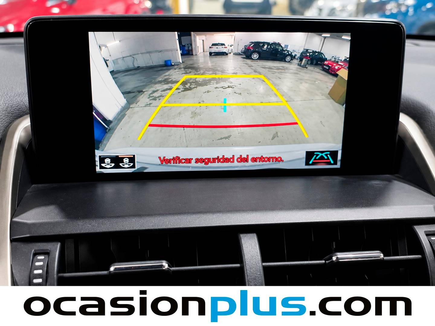 Equipamiento del Lexus NX Lexus NX 300h Premium 2WD (197 CV)