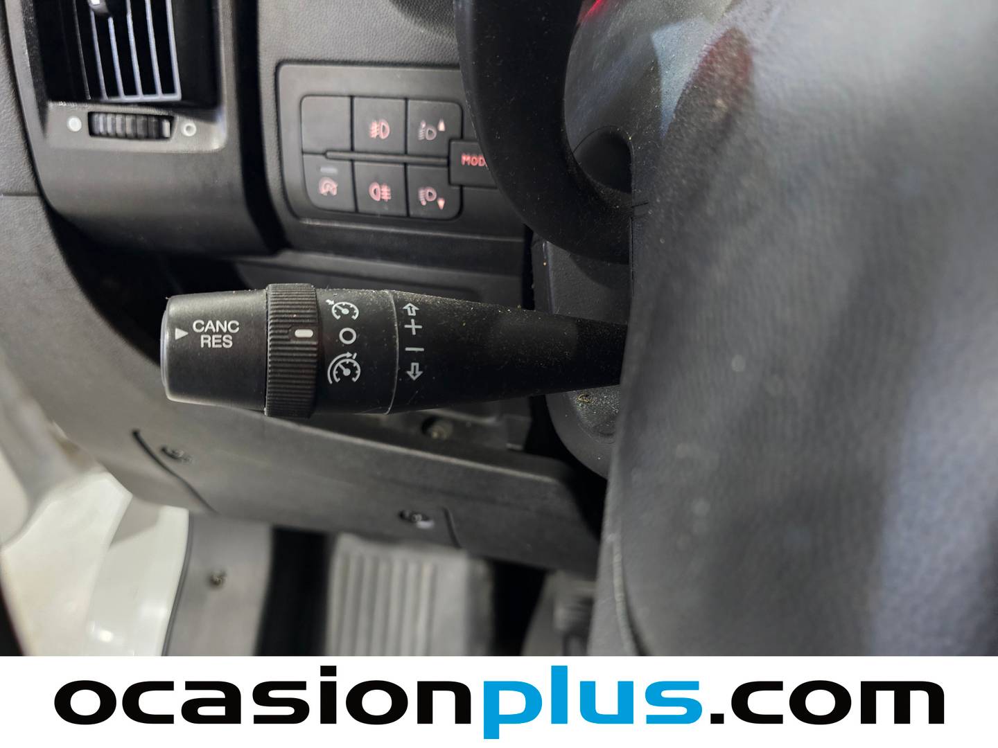 Extras y acabados del Peugeot Boxer Peugeot Boxer Furgon BlueHDi 140 S&S Pack 335 L2H2 (140 CV)