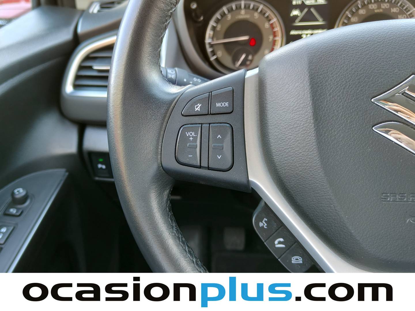 Foto Suzuki S-Cross Suzuki S-Cross 1.4T Mild Hybrid S2 4WD (129 CV)