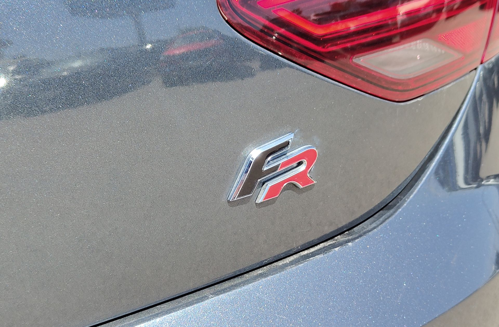 SEAT León 1.5 TGI GNC FR - foto 5