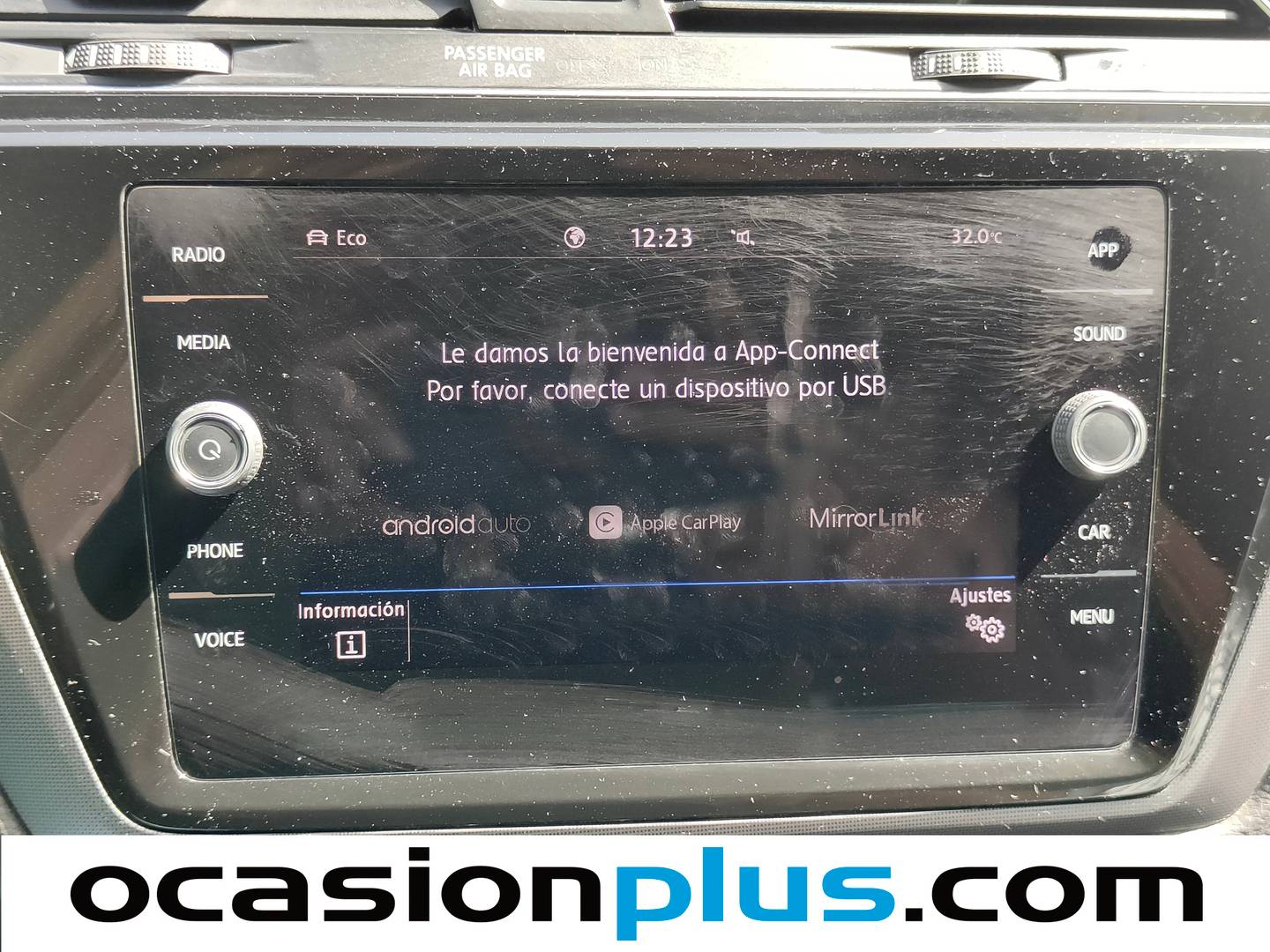 Equipamiento del Volkswagen Touran Volkswagen Touran Sport 2.0 TDI (150 CV) DSG R-Line