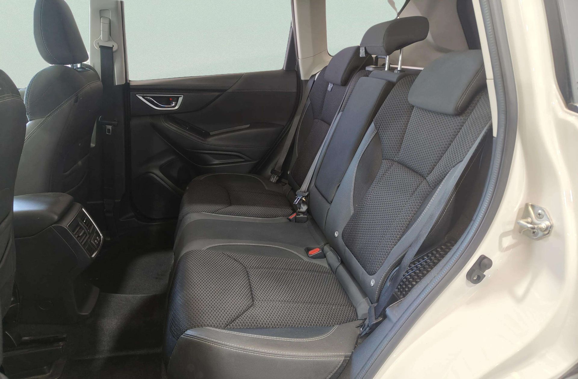 Subaru Forester 2.0i Hybrid Sport Plus Lineartronic - foto 14