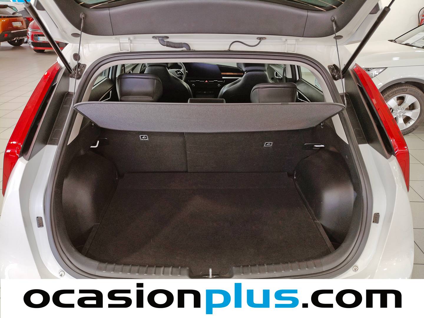 Foto KIA Niro Kia Niro 1.6 GDi HEV Drive (129 CV)