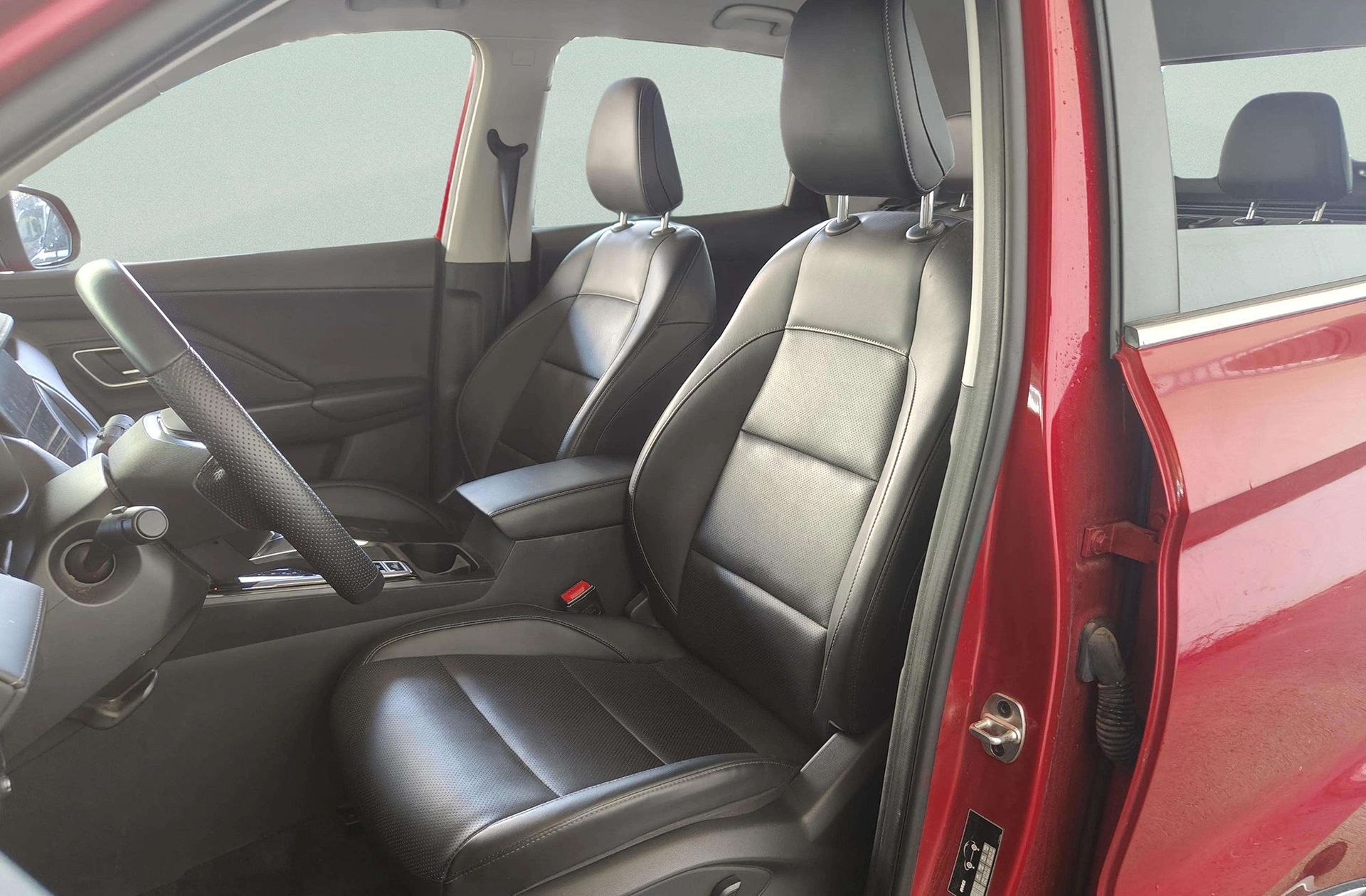MG ZS 1.5 Hybrid+ Luxury - foto 11