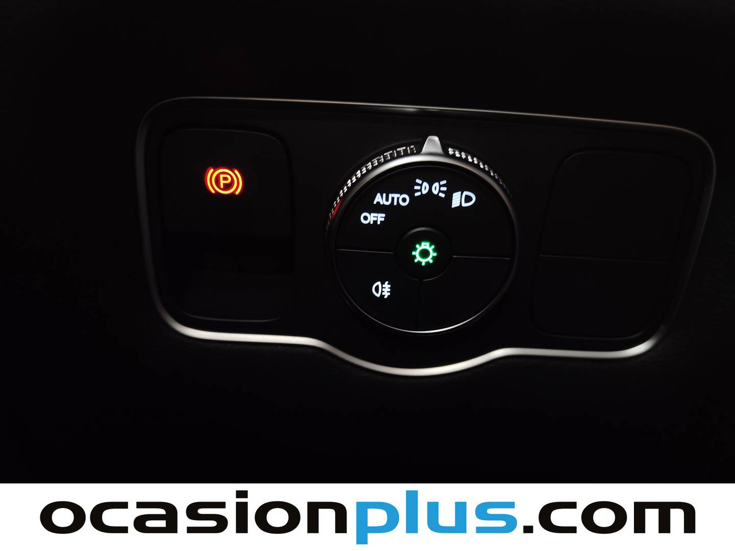 Extras del EBRO S800 EBRO S800 1.6 TGDI Premium DCT (147 CV) 7 Plazas