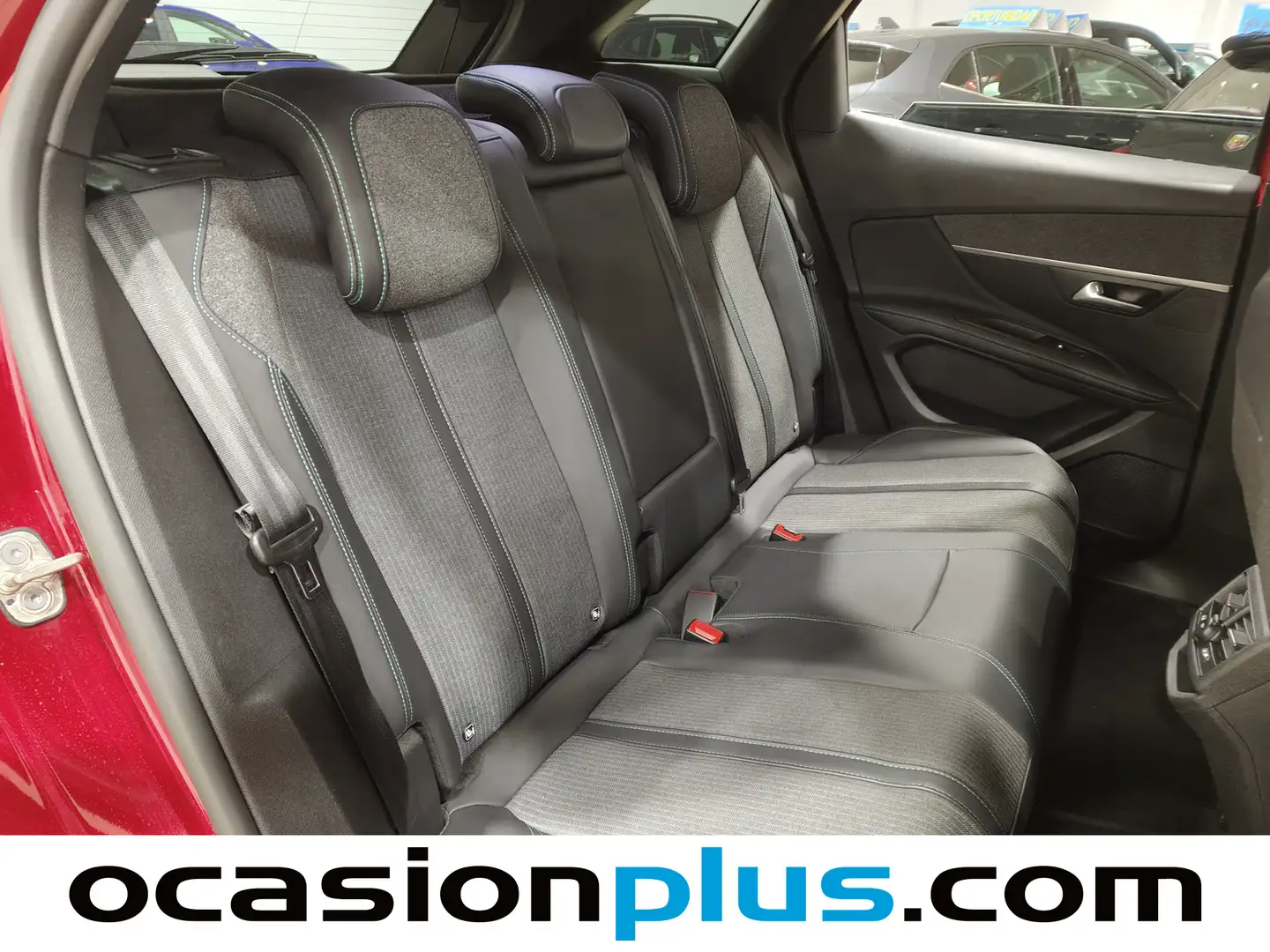 Foto Peugeot 3008 Hybrid Peugeot 3008 Hybrid 300 Allure Pack e-EAT8 (300 CV)