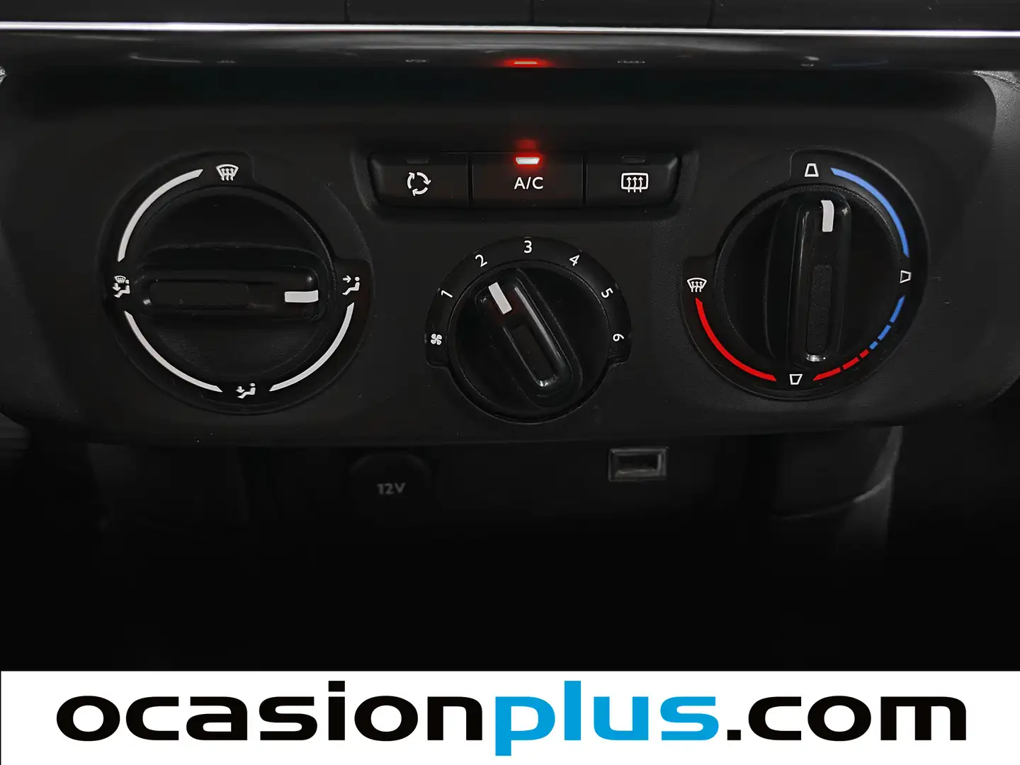 Foto Citroën C3 Citroen C3 BlueHDi 100 S&S Feel (99 CV)