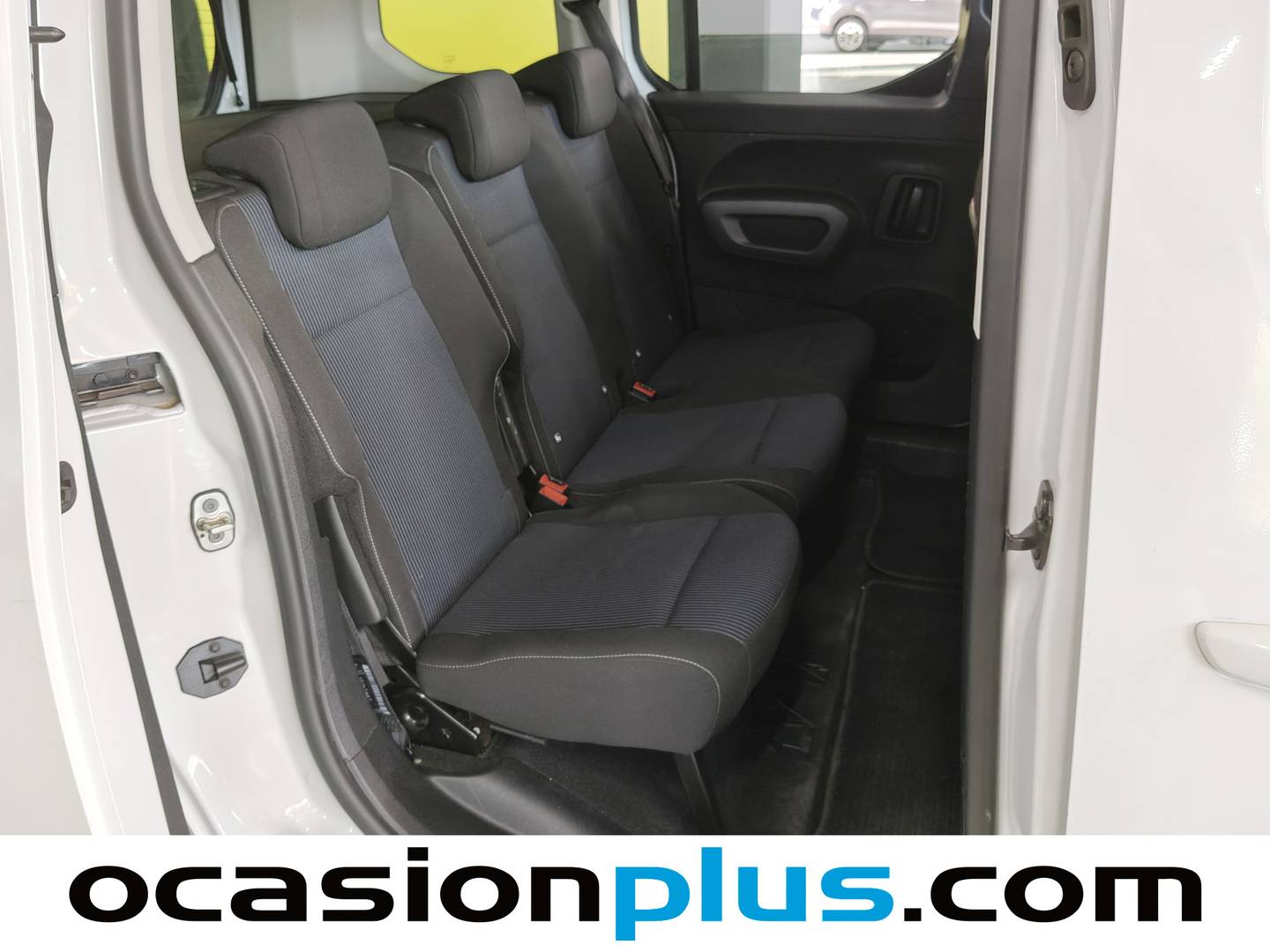 Foto asientos traseros Fiat Doblò Fiat Dobló Combi 1.5 Diesel Talla M (102 CV)
