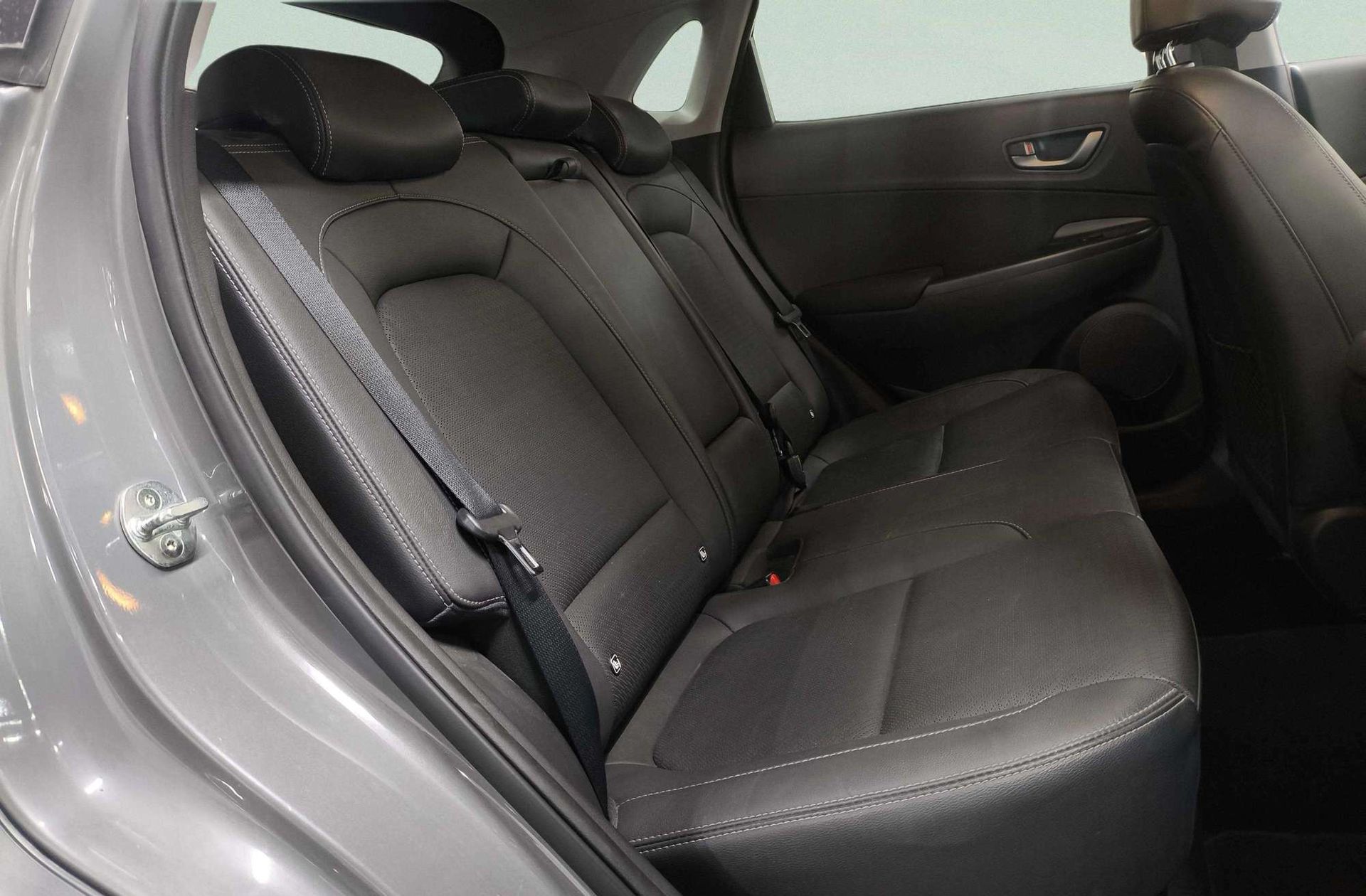 Hyundai Kona 1.6 T-GDi Style Sky 4x4 DCT - foto 22