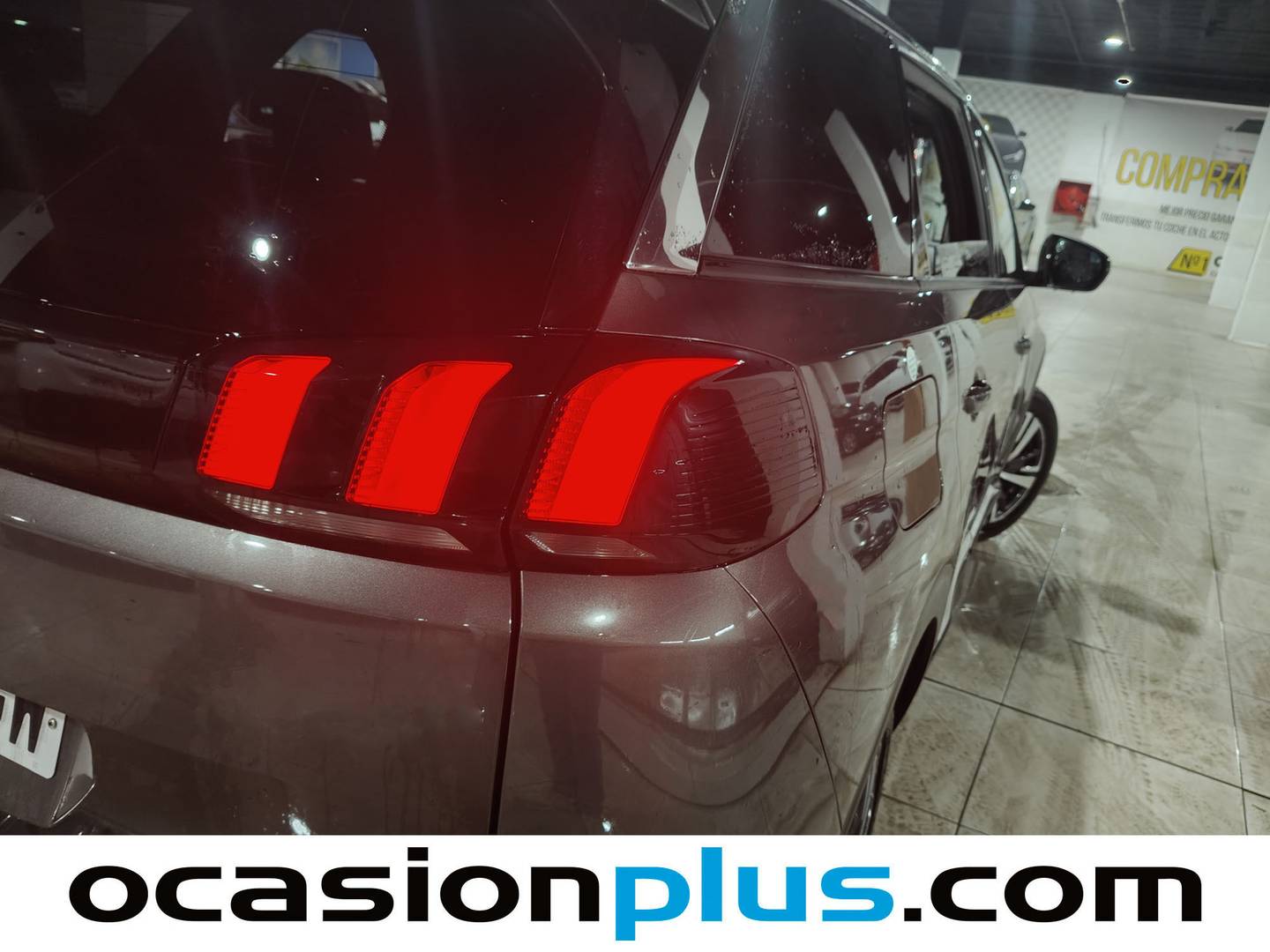 Foto Peugeot 5008 Peugeot 5008 PureTech 130 S&S Allure Pack EAT8 (130 CV) 7 Plazas