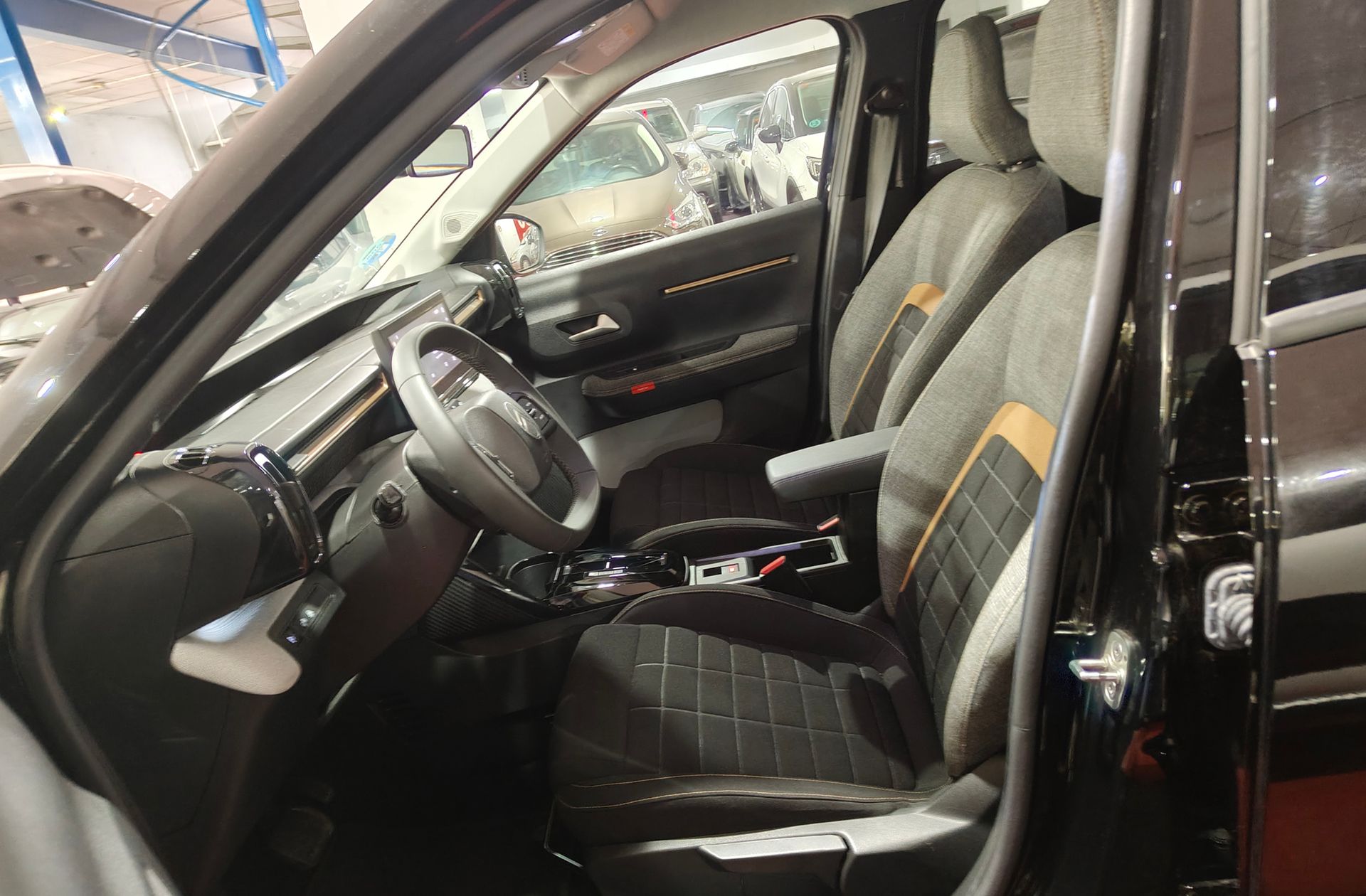 Citroën C3 Aircross Hybrid 145 Plus e-DCS6 - foto 10