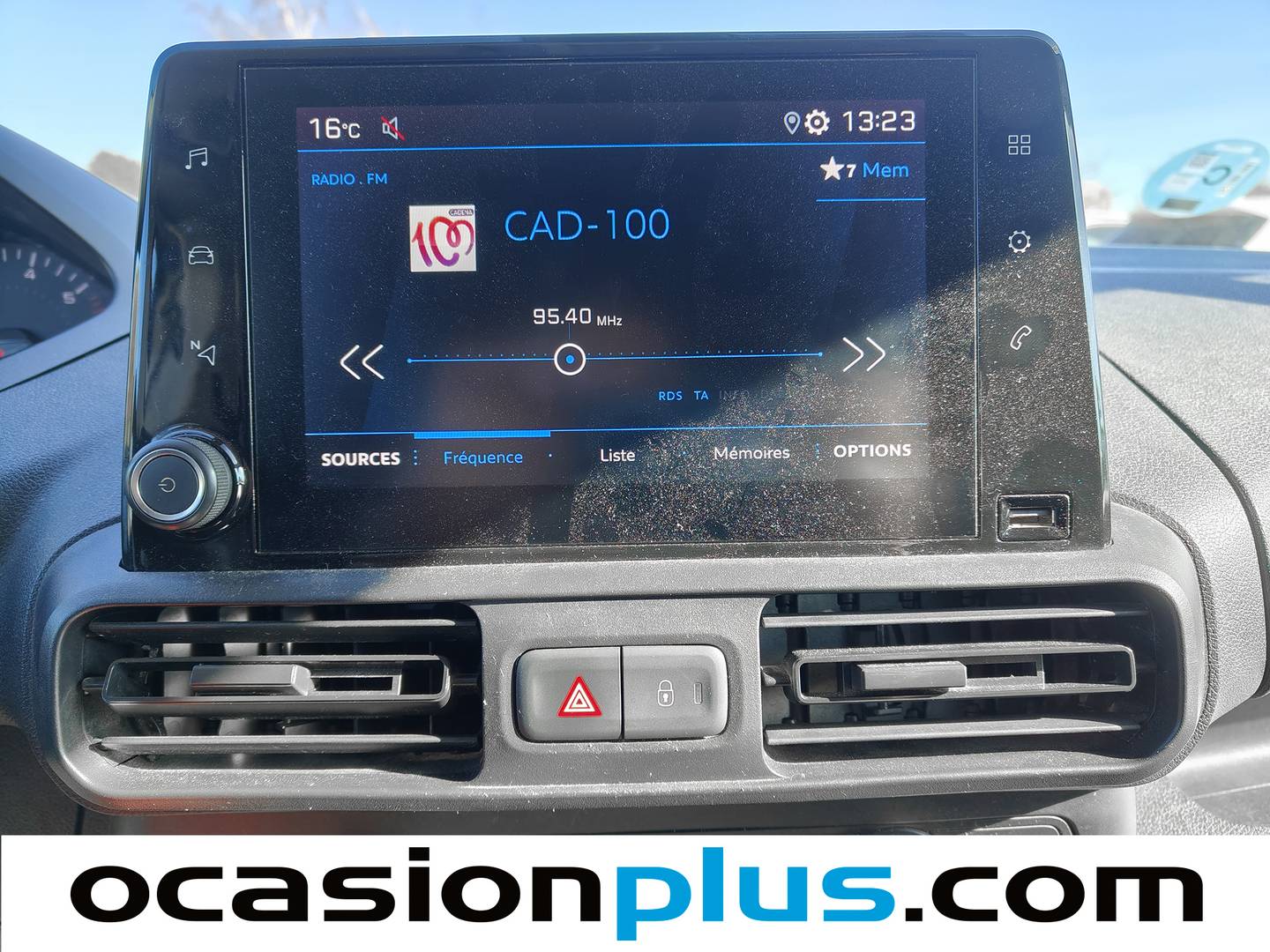 Foto Peugeot Partner Peugeot Partner BlueHDi 100 S&S Premium Standard 600kg (98 CV)