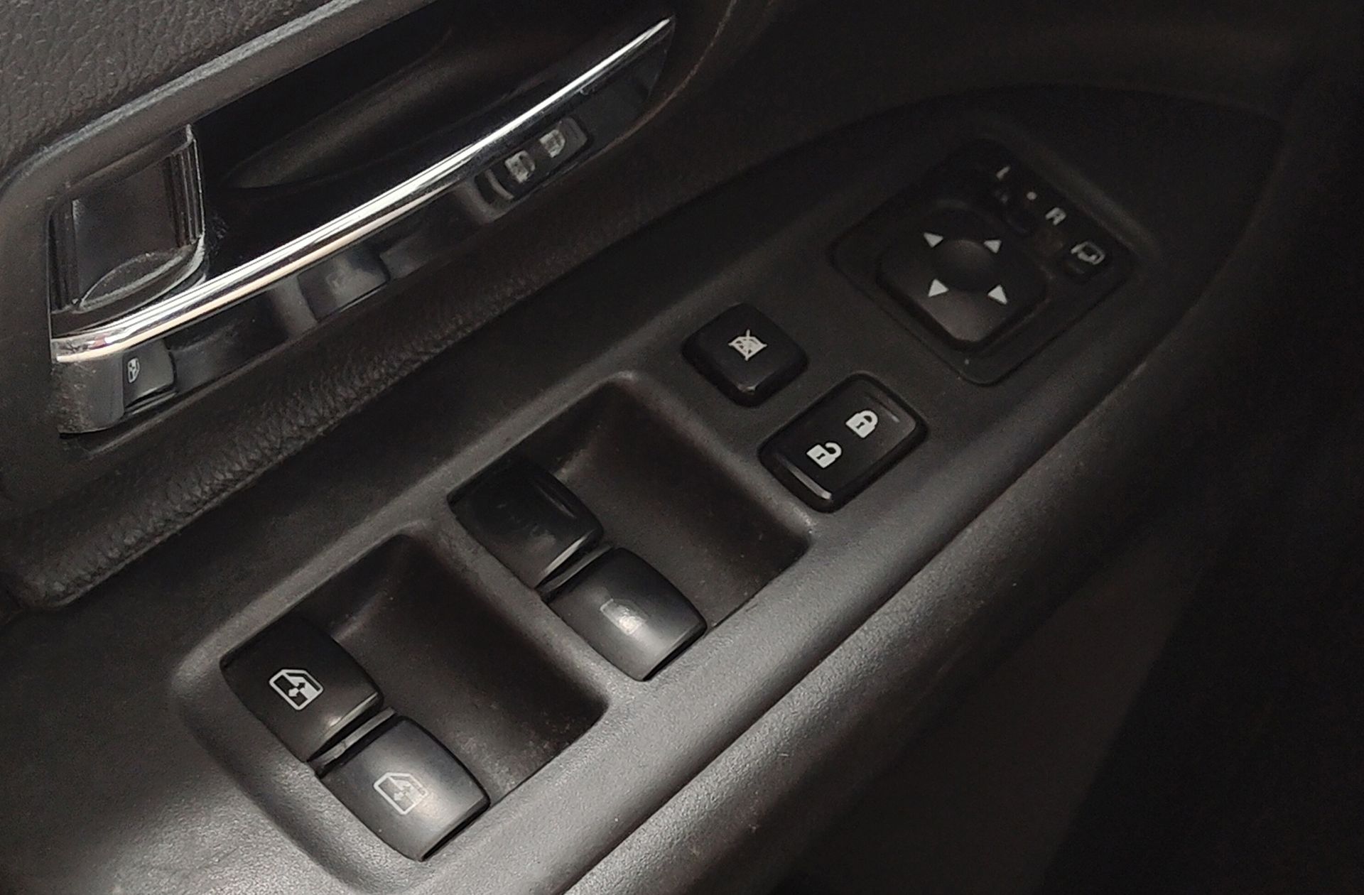 Mitsubishi Outlander 220 DI-D Motion 2WD - foto 30