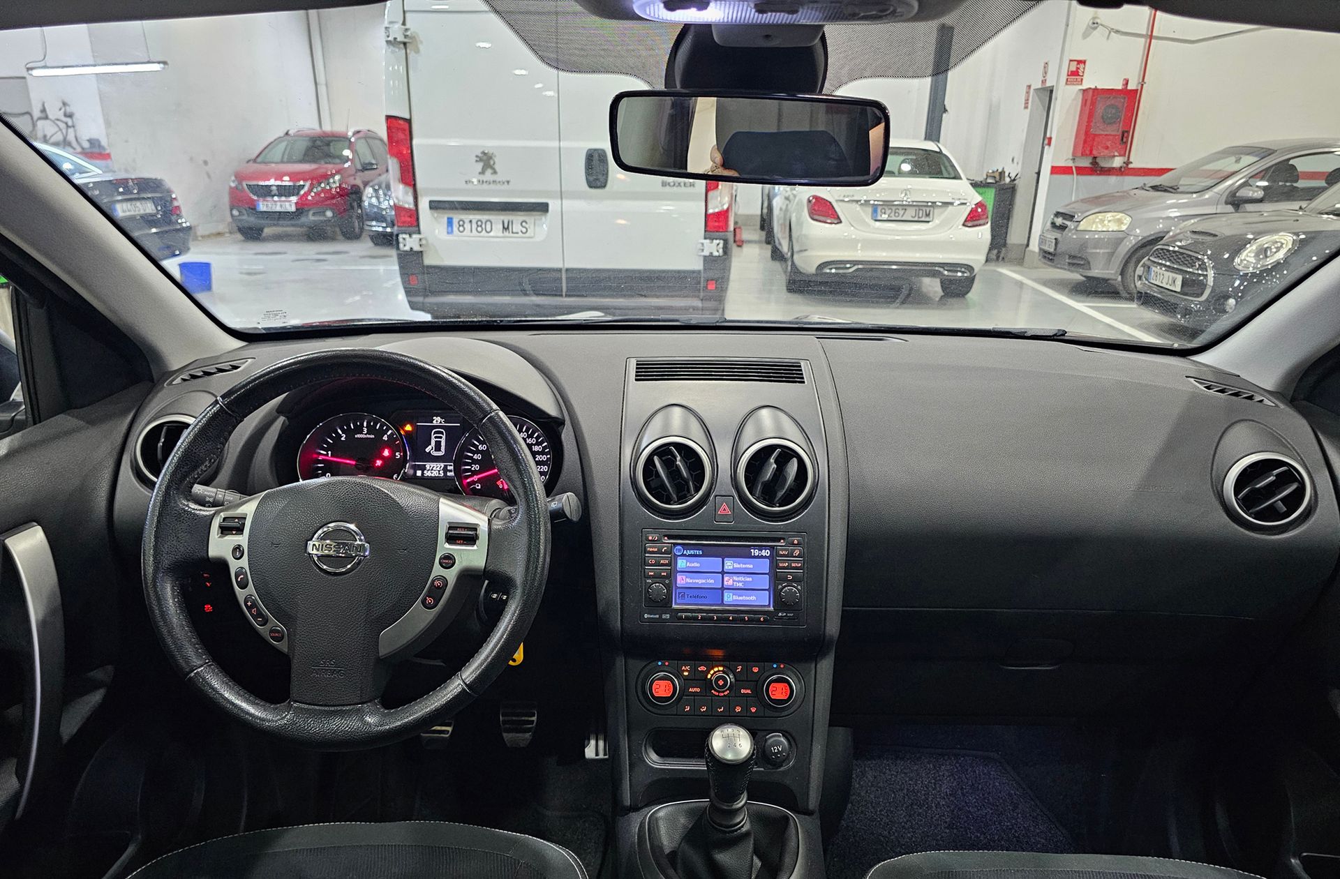 Nissan Qashqai 1.5 dCi Tekna Sport 4x2 - foto 7