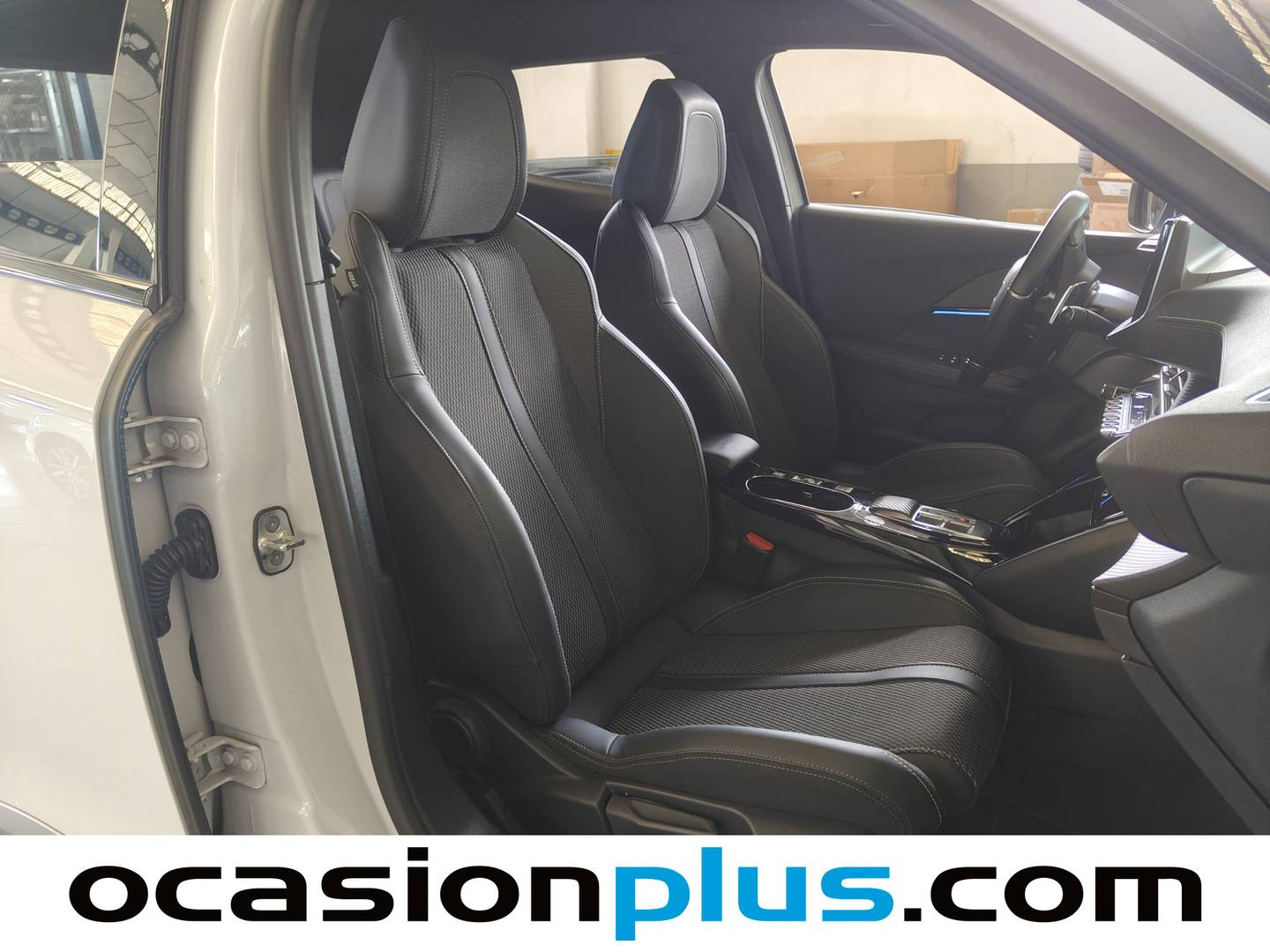 Peugeot 2008 Peugeot 2008 PureTech 130 S&S GT EAT8  (130 CV) gasolina