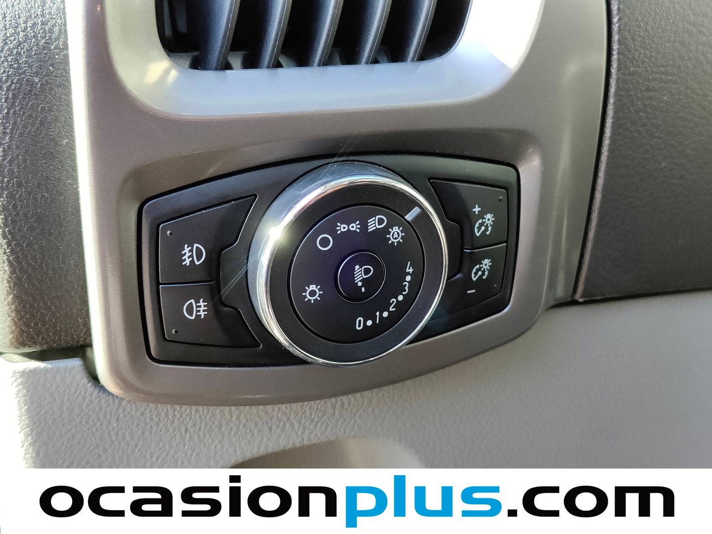 Foto Ford Transit Custom Ford Transit Custom Mixto 2.0 TDCI L1 310 Trend (130 CV) Camperizada 5 Plazas