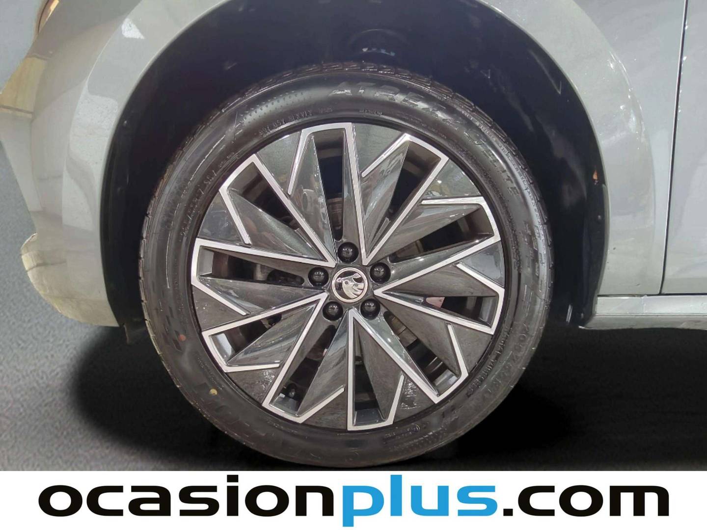 Skoda Kamiq Skoda Kamiq 1.0 TSI Design DSG (115 CV) automático