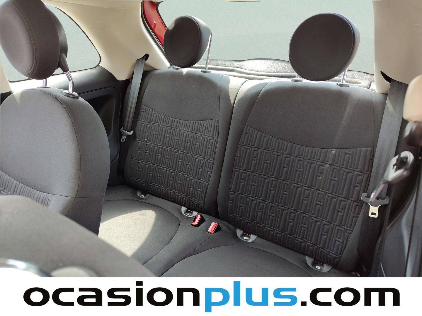 Foto asientos traseros Fiat 500 Fiat 500 1.0 Hybrid Dolcevita (70 CV)