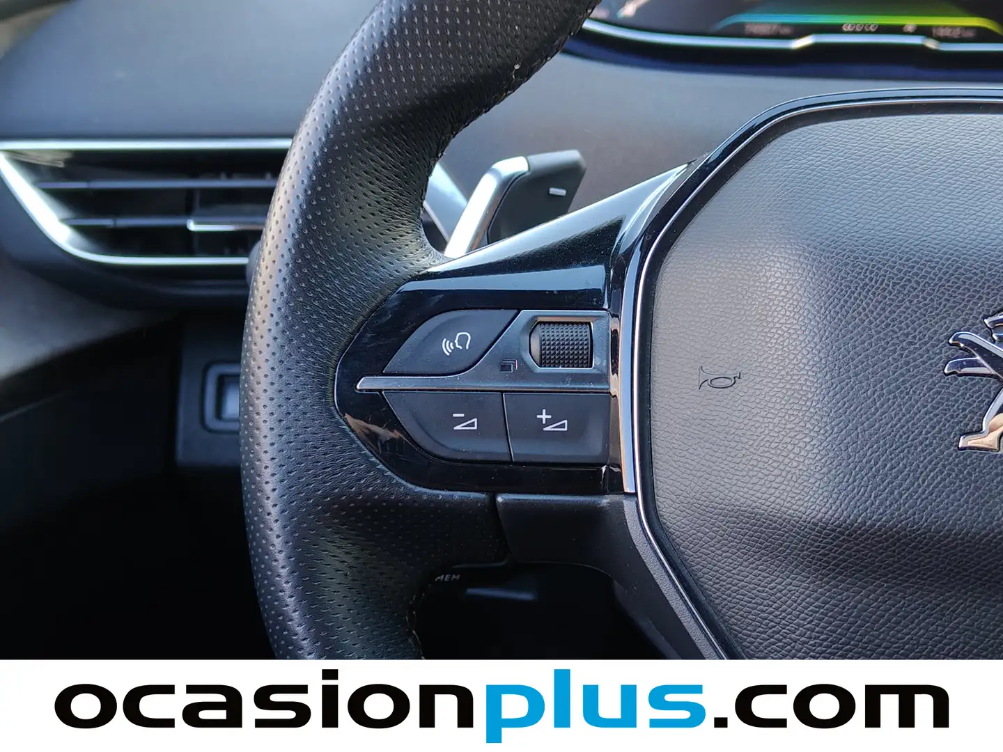 Foto Peugeot 3008 Hybrid Peugeot 3008 Hybrid 225 GT e-EAT8 (225 CV)